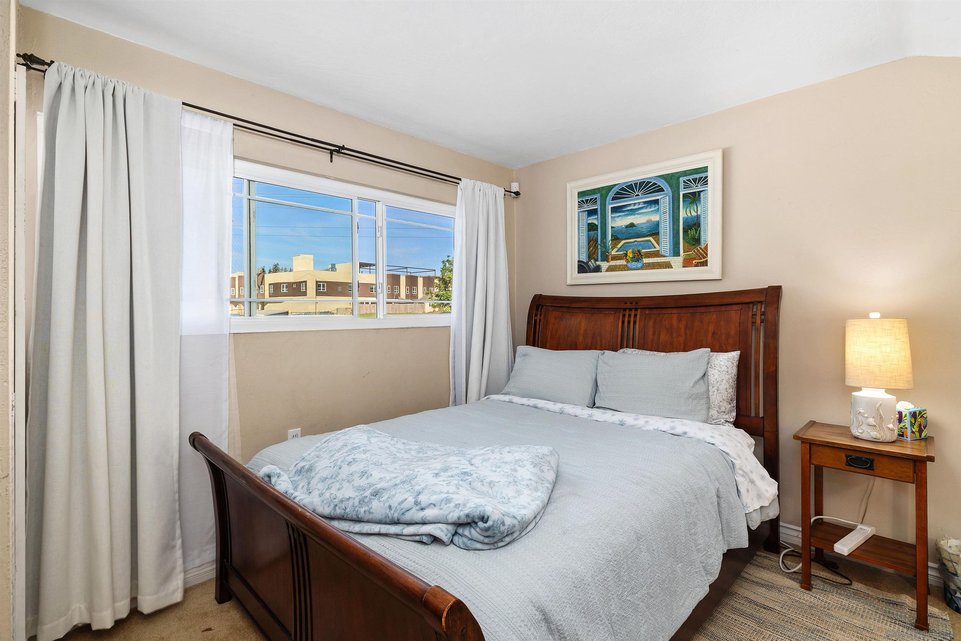 Detail Gallery Image 37 of 40 For 3565  Mount Burnham Ct, San Diego,  CA 92111 - 3 Beds | 3 Baths