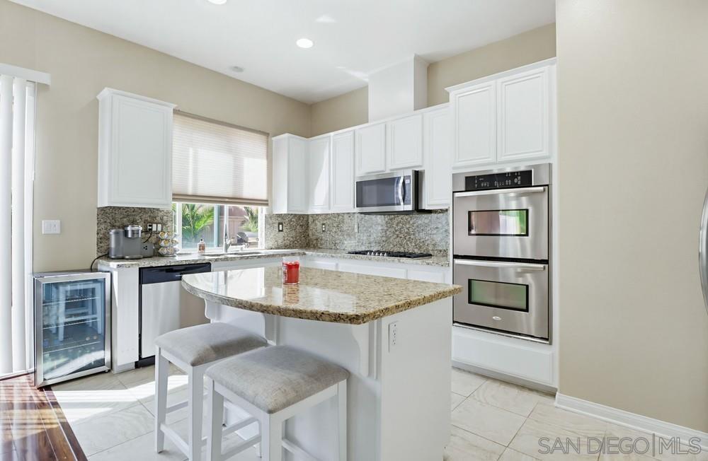 Detail Gallery Image 19 of 51 For 1698  May Ave, Chula Vista,  CA 91913 - 5 Beds | 3/1 Baths