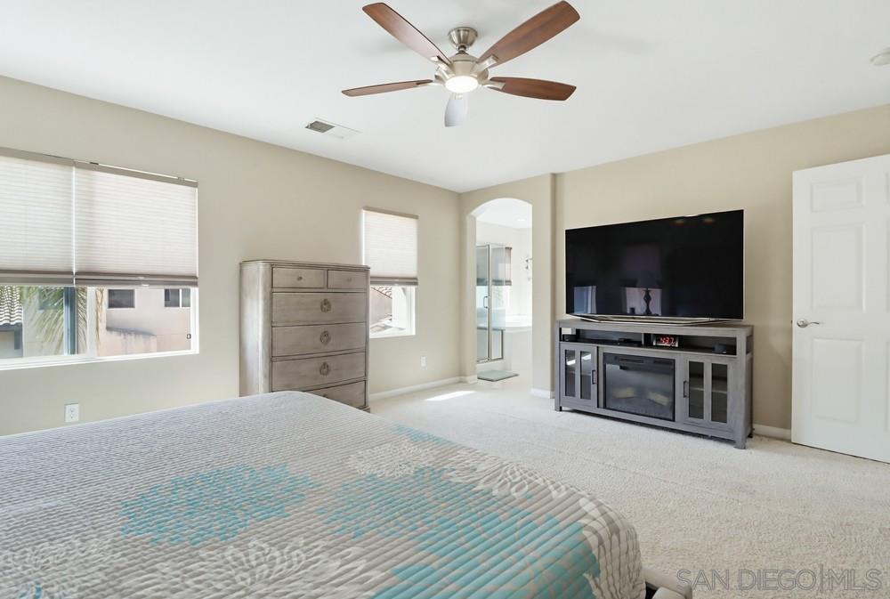 Detail Gallery Image 34 of 51 For 1698  May Ave, Chula Vista,  CA 91913 - 5 Beds | 3/1 Baths