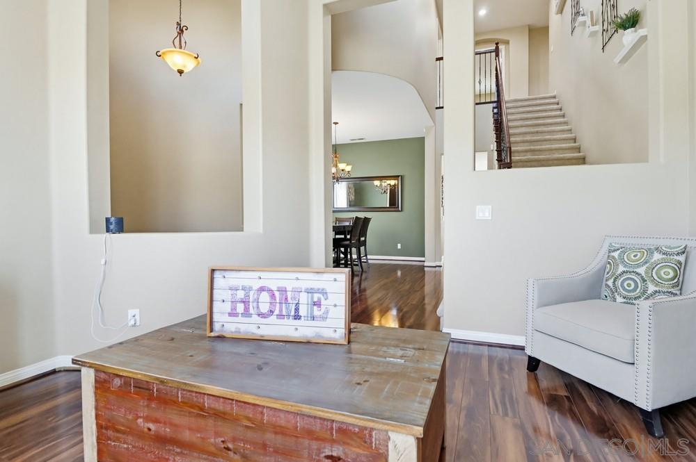 Detail Gallery Image 6 of 51 For 1698  May Ave, Chula Vista,  CA 91913 - 5 Beds | 3/1 Baths