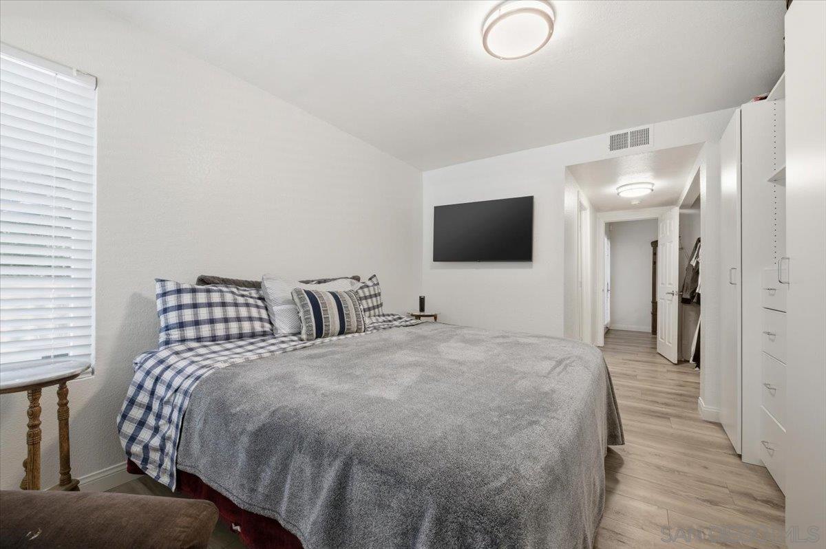 Detail Gallery Image 16 of 38 For 1564  Tanglewood Ln.  #18,  Escondido,  CA 92029 - 2 Beds | 2 Baths