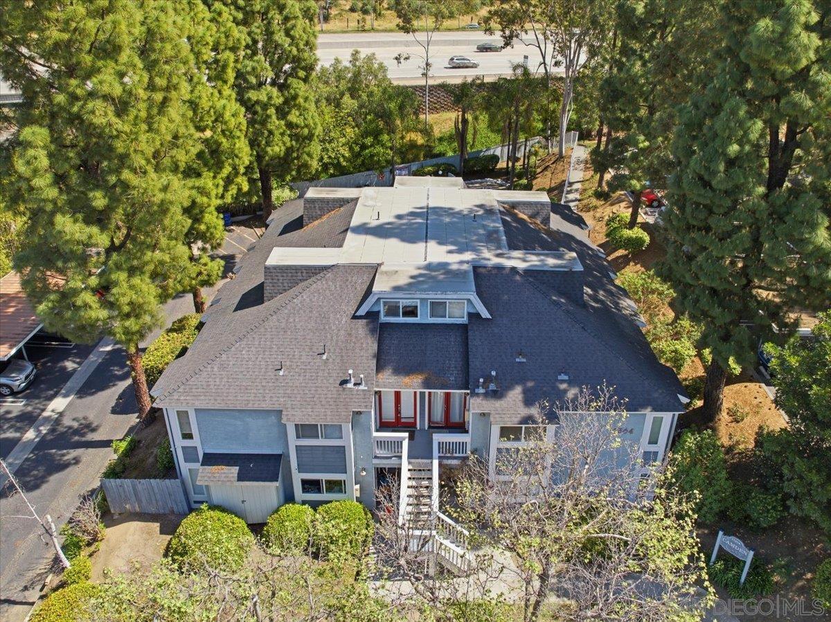 Detail Gallery Image 26 of 38 For 1564  Tanglewood Ln.  #18,  Escondido,  CA 92029 - 2 Beds | 2 Baths