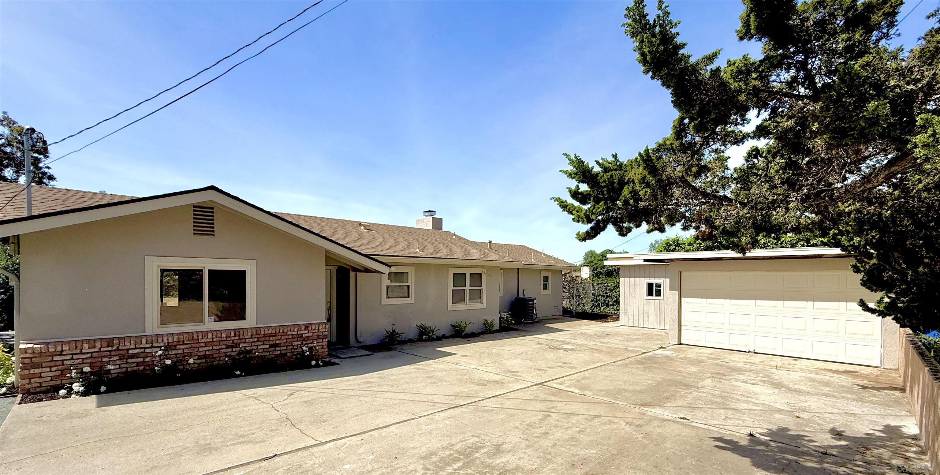 Detail Gallery Image 5 of 9 For 1940 W El Norte Parkway, Escondido,  CA 92026 - 3 Beds | 2 Baths