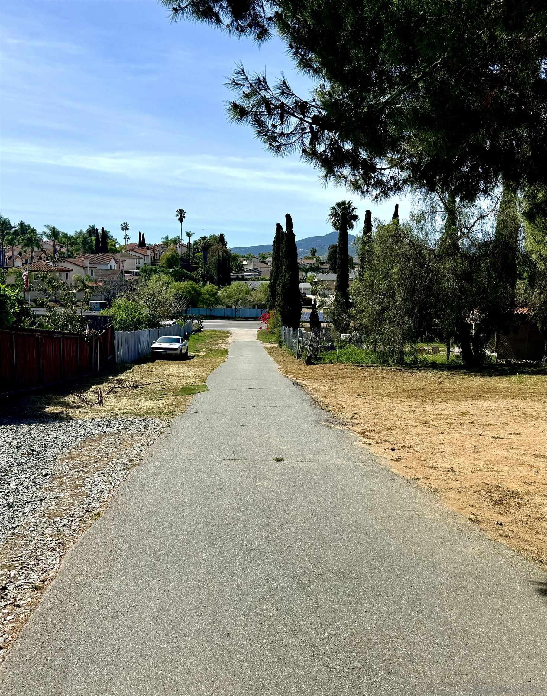 Detail Gallery Image 8 of 9 For 1940 W El Norte Parkway, Escondido,  CA 92026 - 3 Beds | 2 Baths