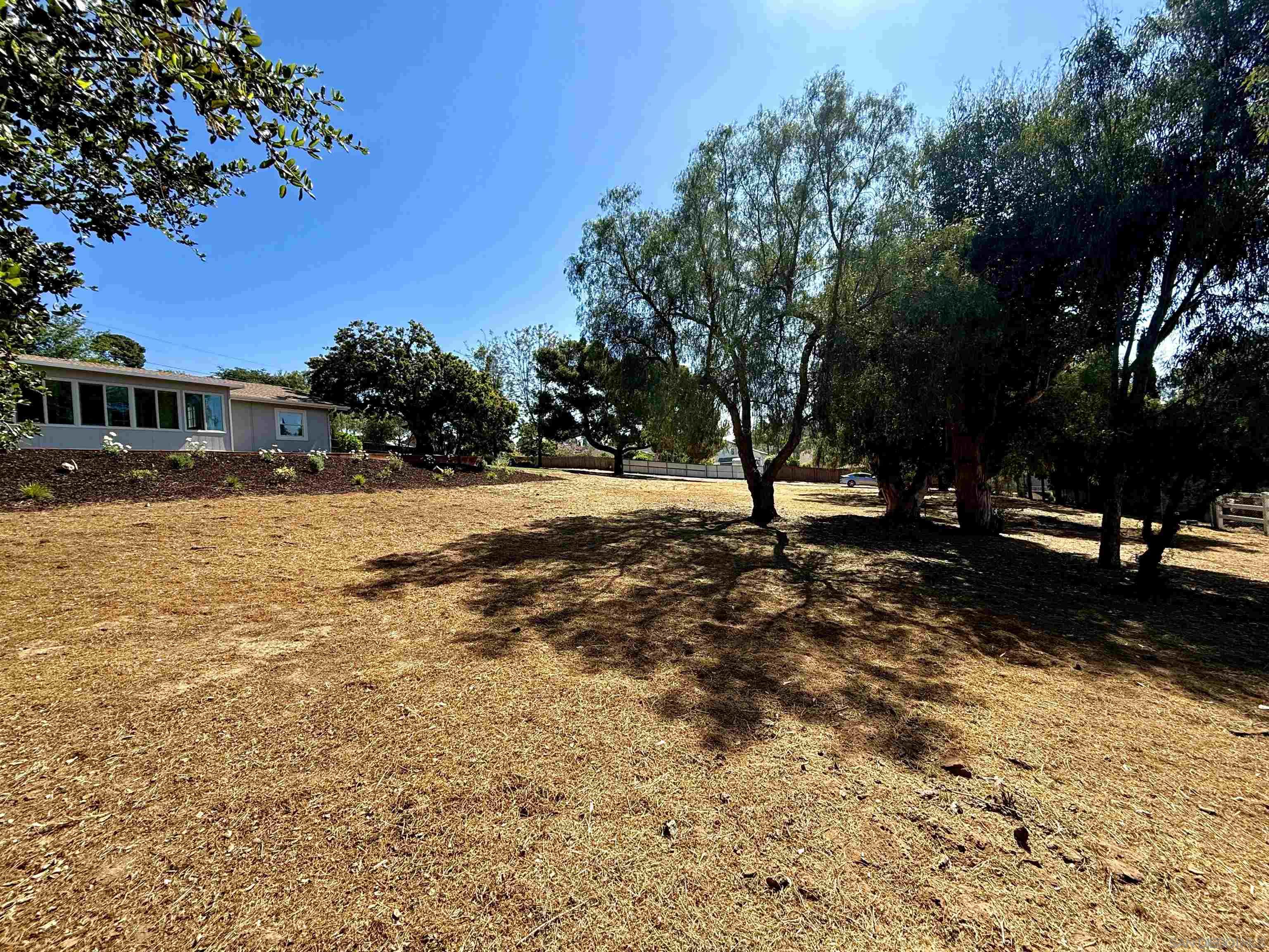 Detail Gallery Image 9 of 9 For 1940 W El Norte Parkway, Escondido,  CA 92026 - 3 Beds | 2 Baths