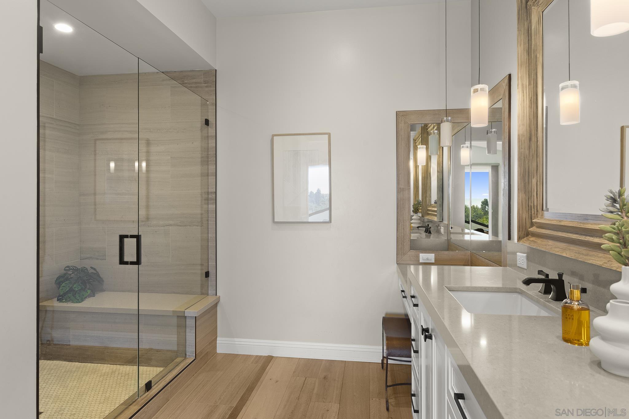 Detail Gallery Image 15 of 19 For 6989  Paseo Laredo, La Jolla,  CA 92037 - 5 Beds | 4/1 Baths