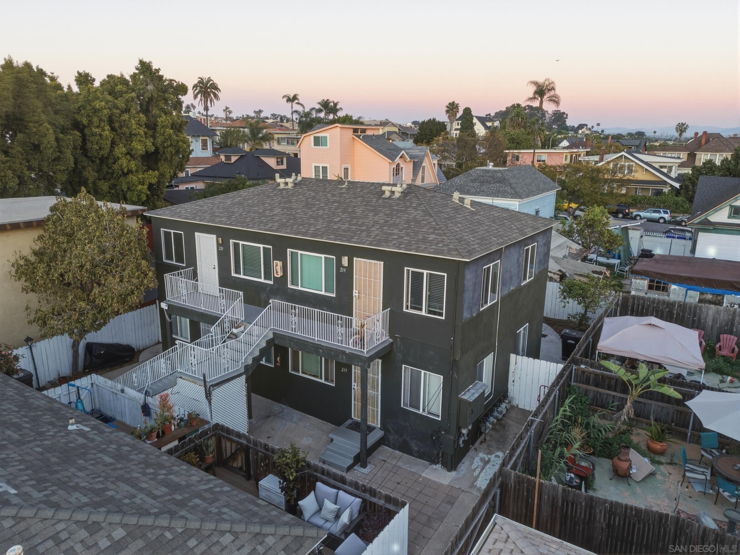 Detail Gallery Image 11 of 21 For 215-21  20th St, San Diego,  CA 92102 - – Beds | – Baths