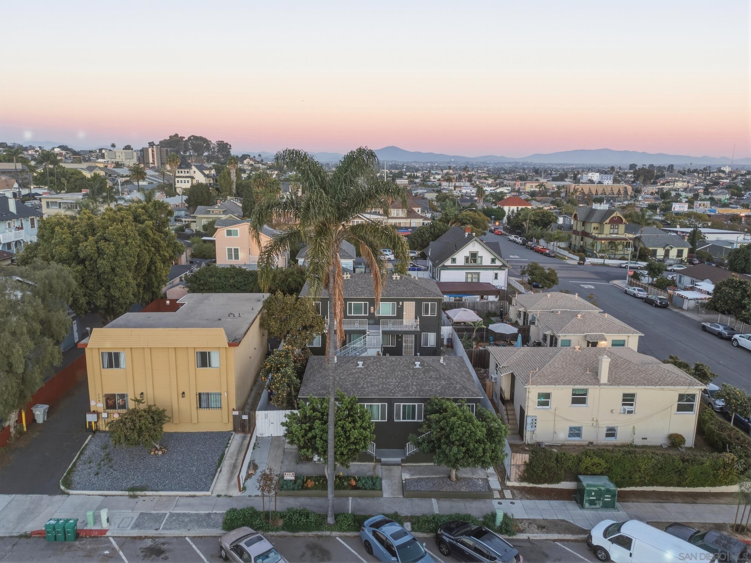 Detail Gallery Image 13 of 21 For 215-21  20th St, San Diego,  CA 92102 - – Beds | – Baths