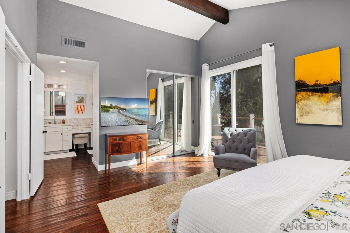 Detail Gallery Image 23 of 42 For 4903  via Cinta, San Diego,  CA 92122 - 4 Beds | 3 Baths