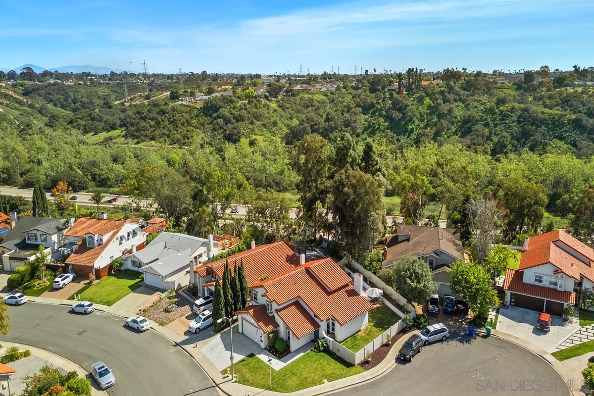 Detail Gallery Image 40 of 42 For 4903  via Cinta, San Diego,  CA 92122 - 4 Beds | 3 Baths