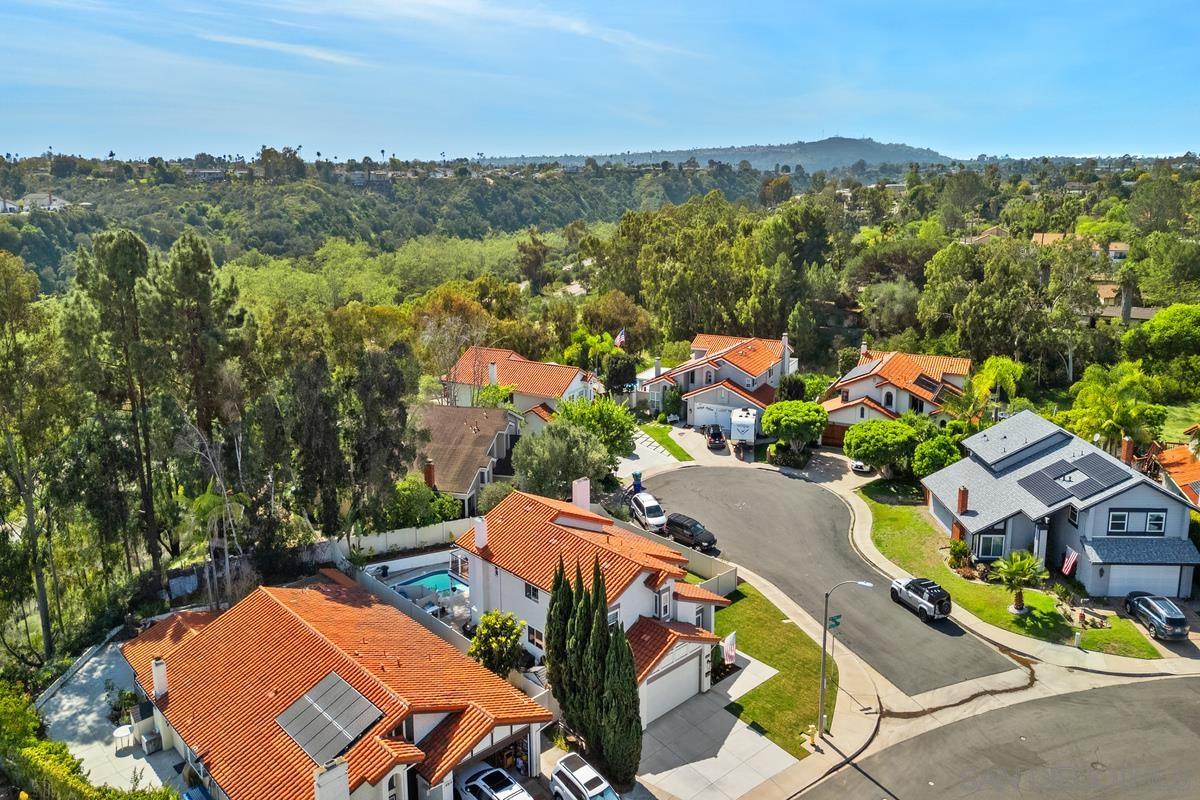 Detail Gallery Image 42 of 42 For 4903  via Cinta, San Diego,  CA 92122 - 4 Beds | 3 Baths