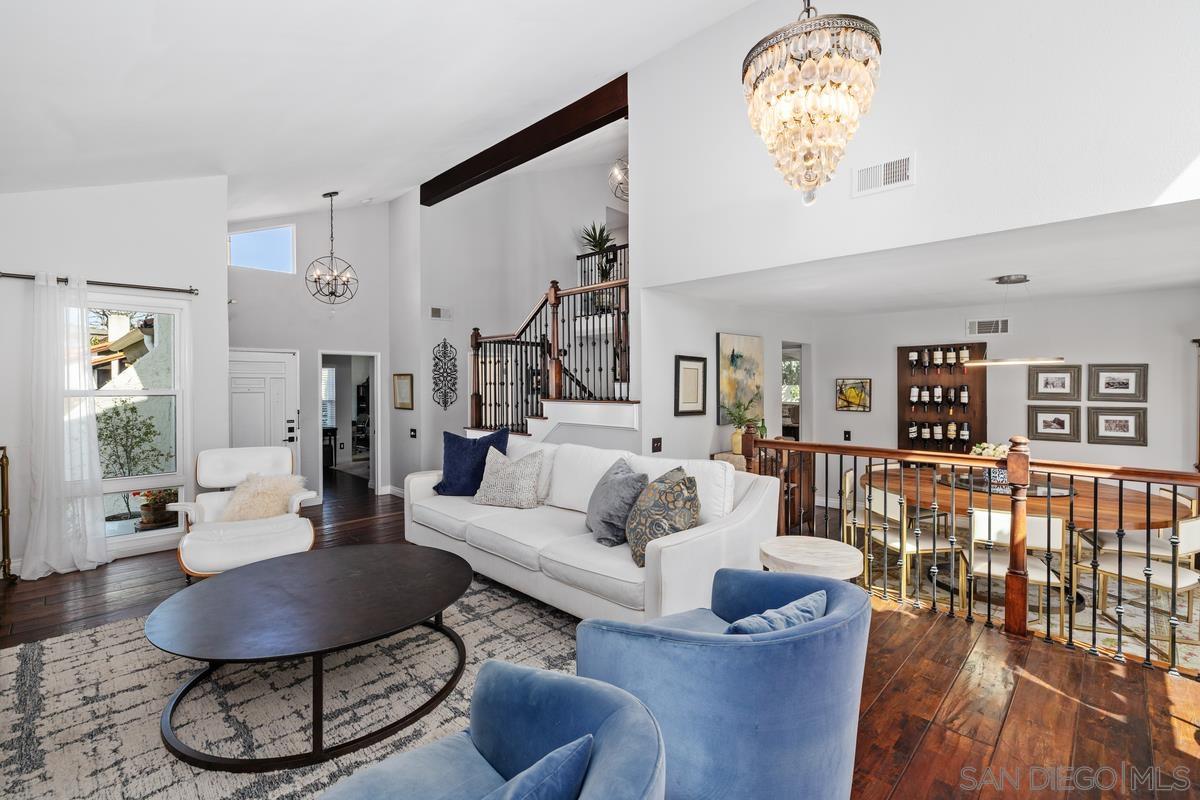 Detail Gallery Image 6 of 42 For 4903  via Cinta, San Diego,  CA 92122 - 4 Beds | 3 Baths