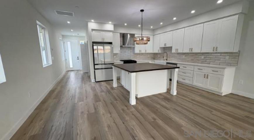 Detail Gallery Image 10 of 50 For 260  Donax Ave, Imperial Beach,  CA 91932 - 3 Beds | 3/1 Baths