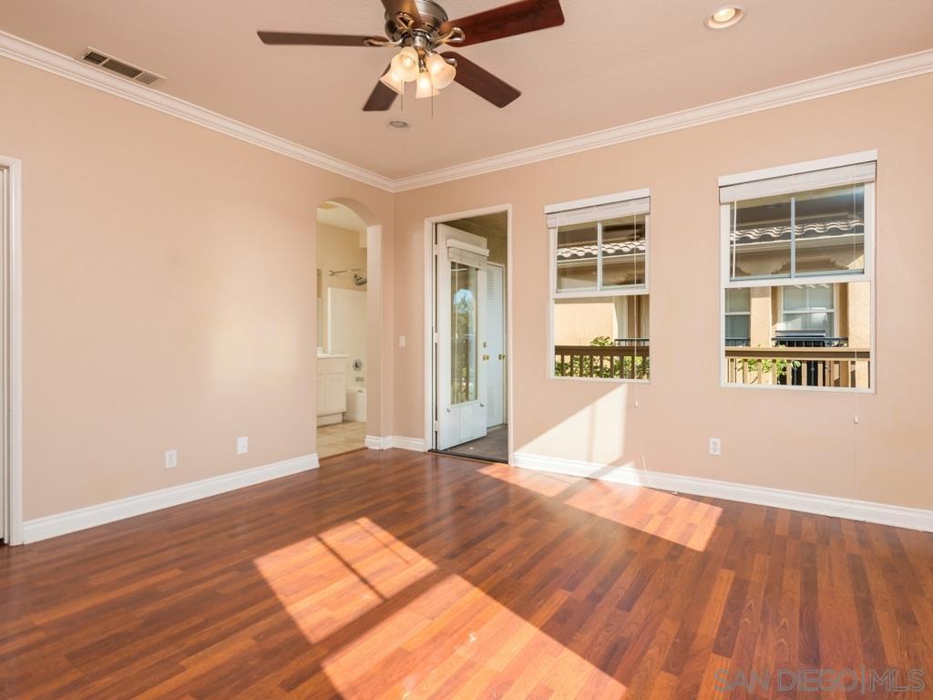 Detail Gallery Image 6 of 15 For 1517  Laurel Grove Dr  1, Chula Vista,  CA 91915 - 2 Beds | 2 Baths