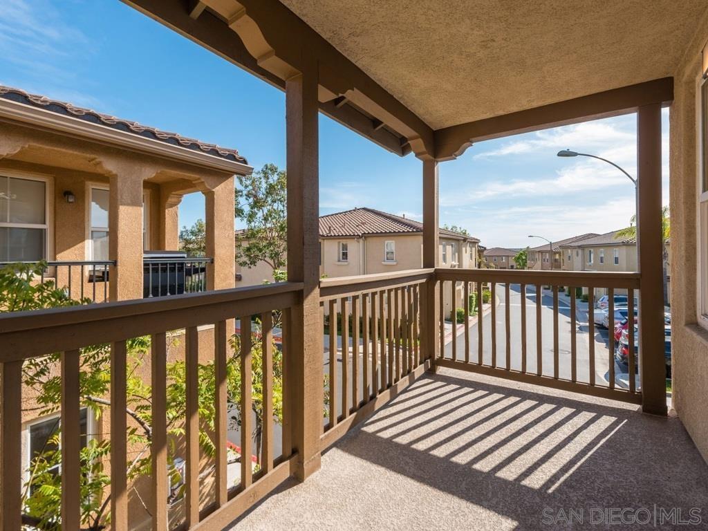 Detail Gallery Image 7 of 15 For 1517  Laurel Grove Dr  1, Chula Vista,  CA 91915 - 2 Beds | 2 Baths