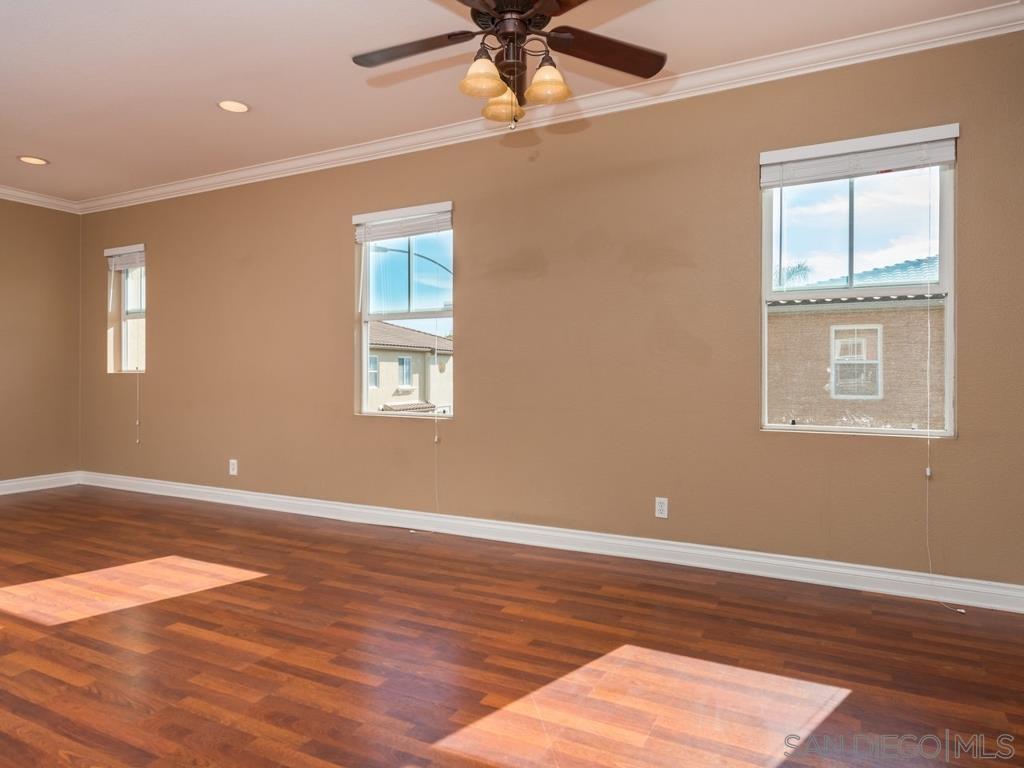 Detail Gallery Image 8 of 15 For 1517  Laurel Grove Dr  1, Chula Vista,  CA 91915 - 2 Beds | 2 Baths