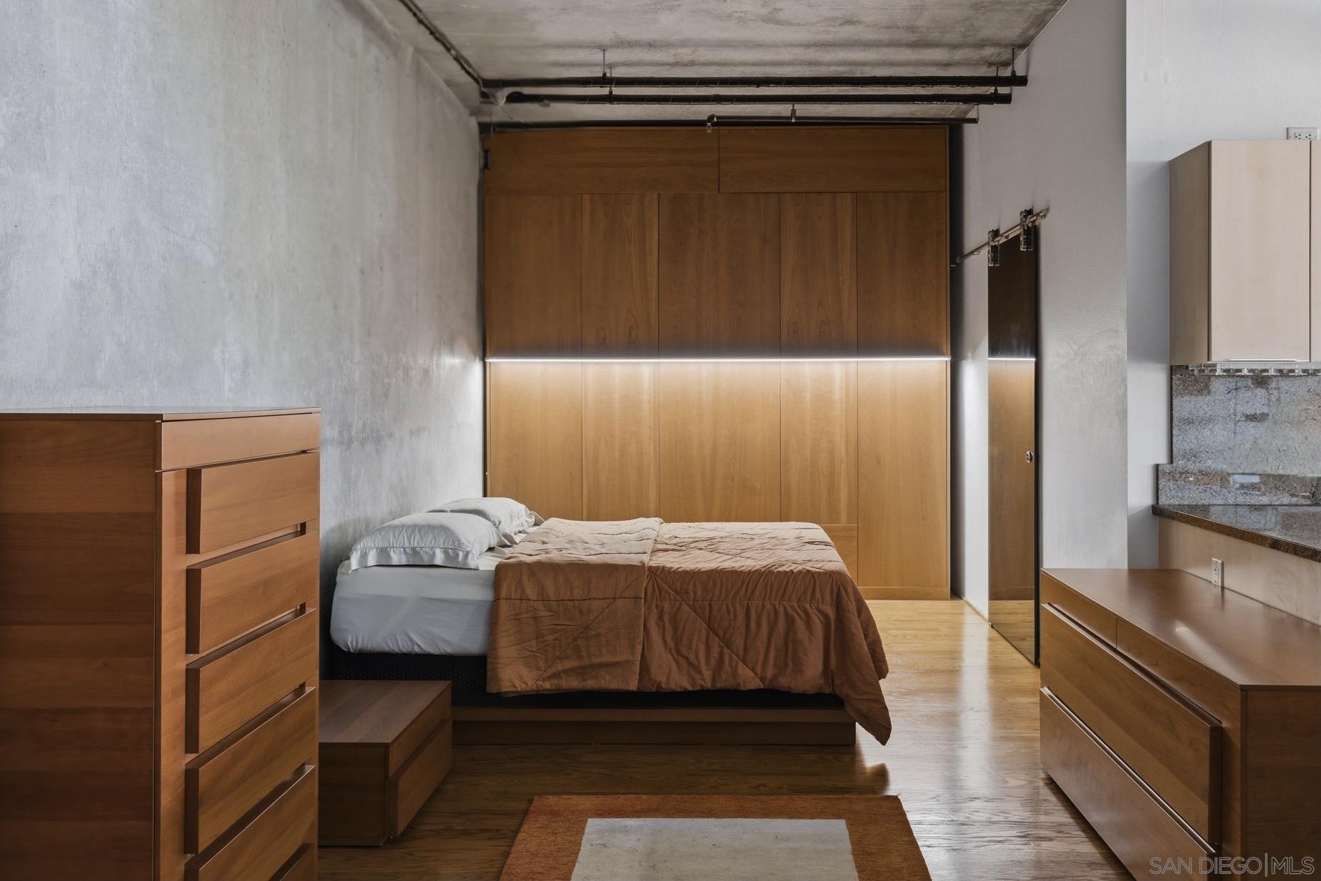 Detail Gallery Image 11 of 34 For 877  Island Ave  #203,  San Diego,  CA 92101 - 2 Beds | 2 Baths