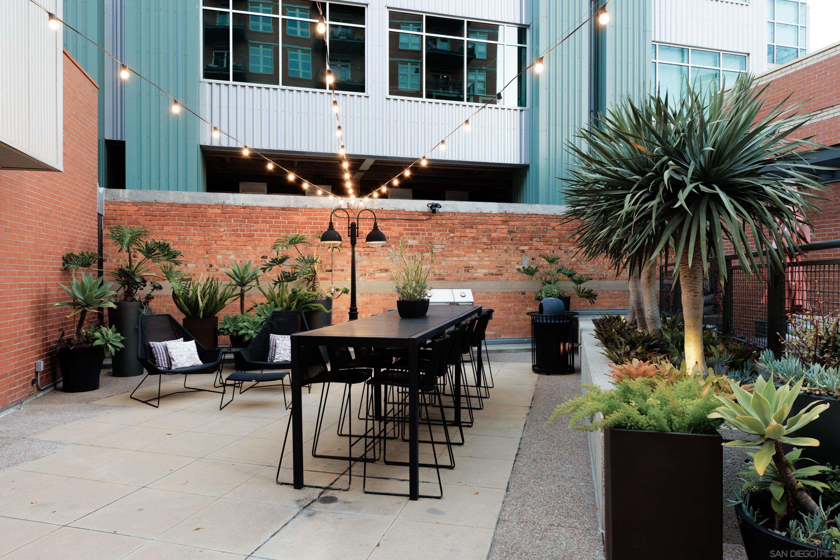 Detail Gallery Image 28 of 34 For 877  Island Ave  #203,  San Diego,  CA 92101 - 2 Beds | 2 Baths