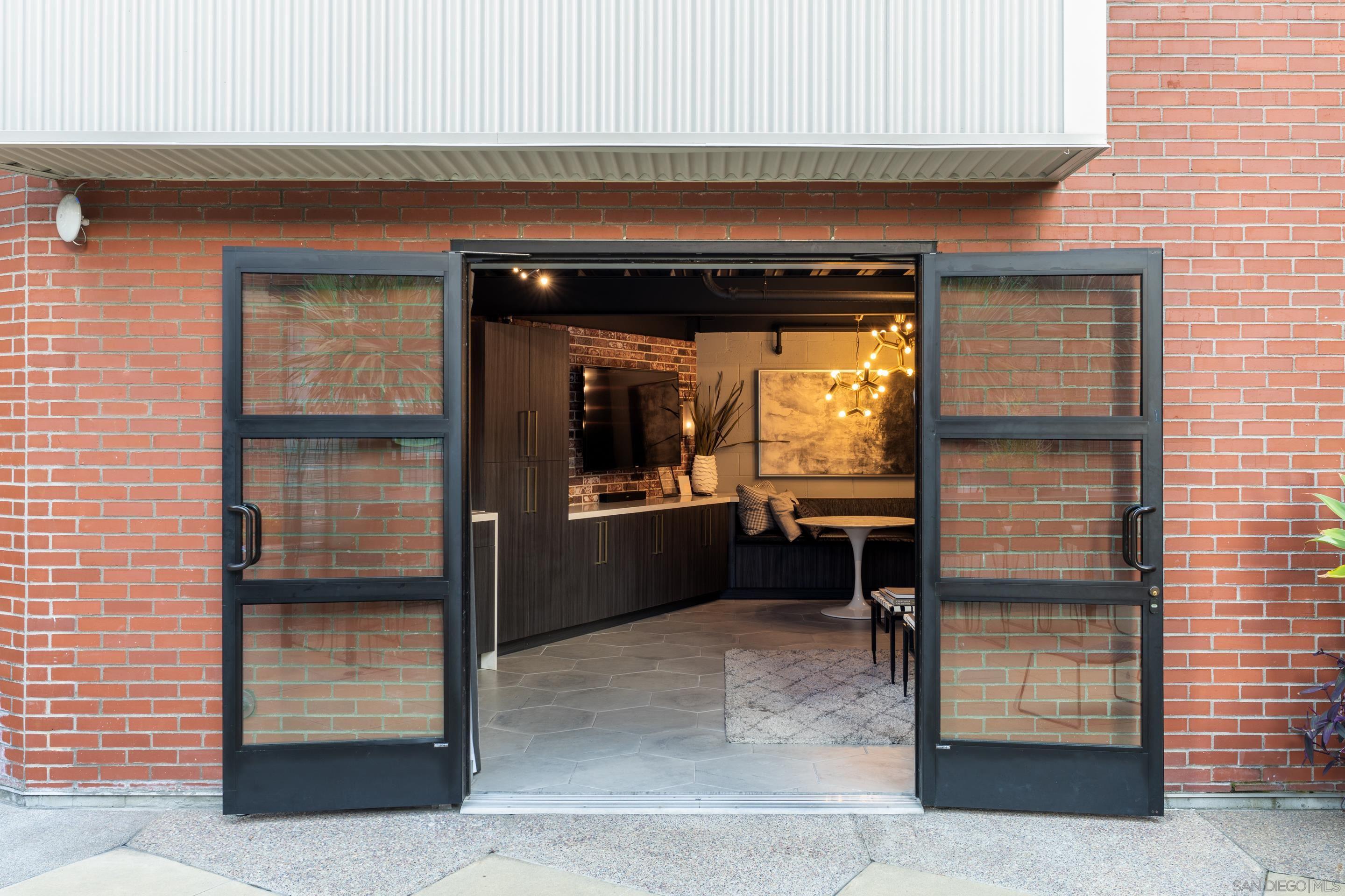 Detail Gallery Image 29 of 34 For 877  Island Ave  #203,  San Diego,  CA 92101 - 2 Beds | 2 Baths