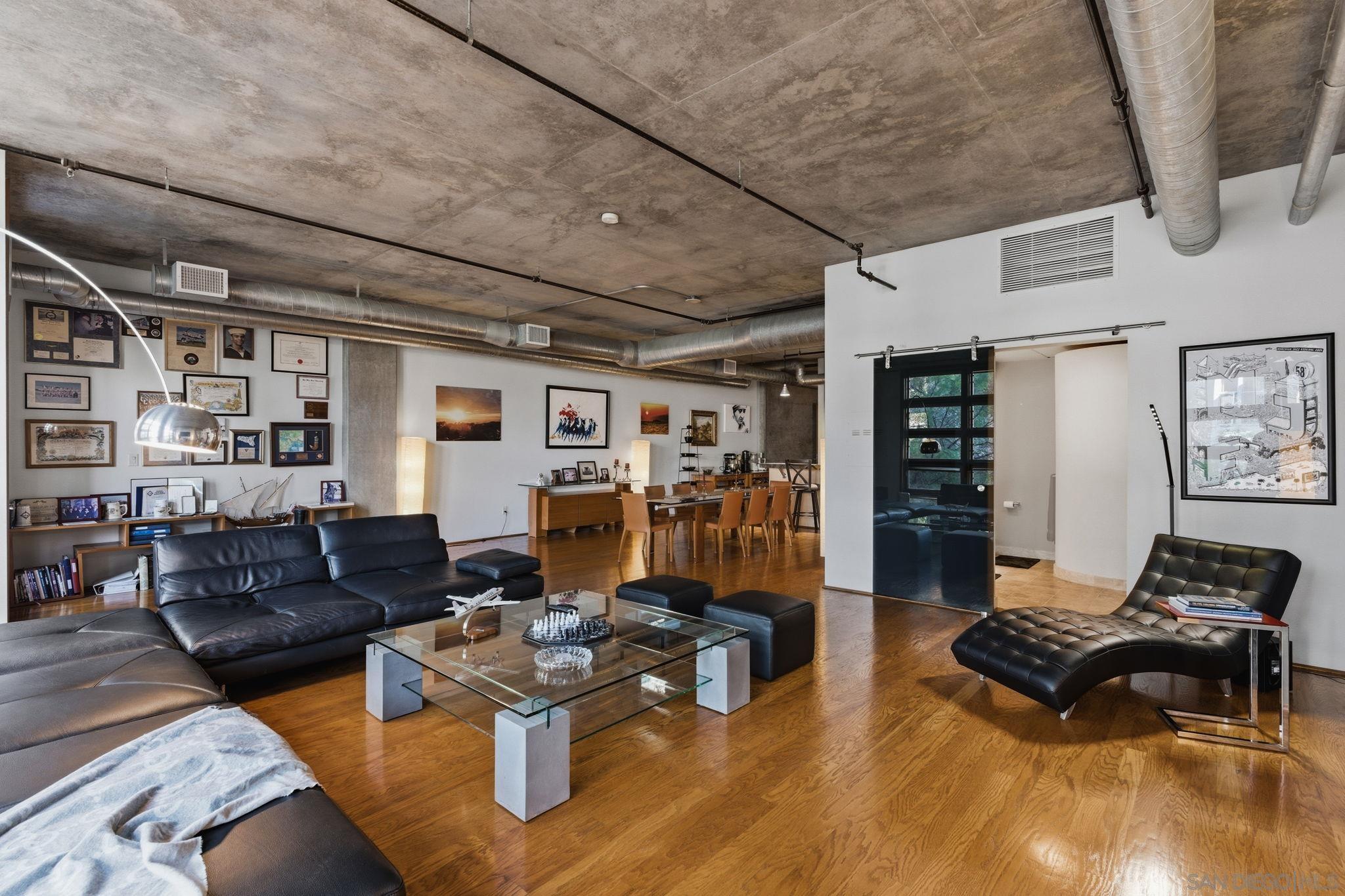 Detail Gallery Image 5 of 34 For 877  Island Ave  #203,  San Diego,  CA 92101 - 2 Beds | 2 Baths