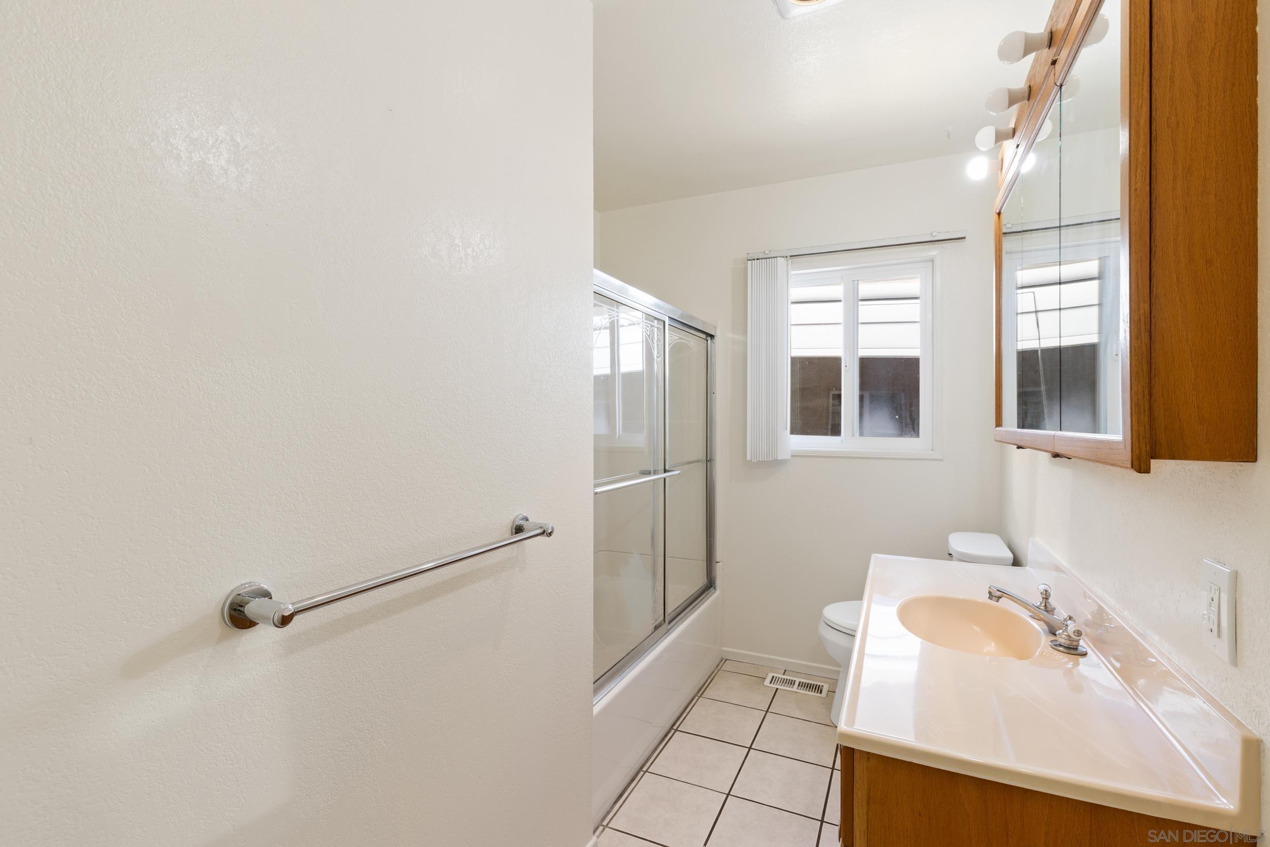 Detail Gallery Image 17 of 25 For 3219  Hugo, San Diego,  CA 92106 - 3 Beds | 2 Baths
