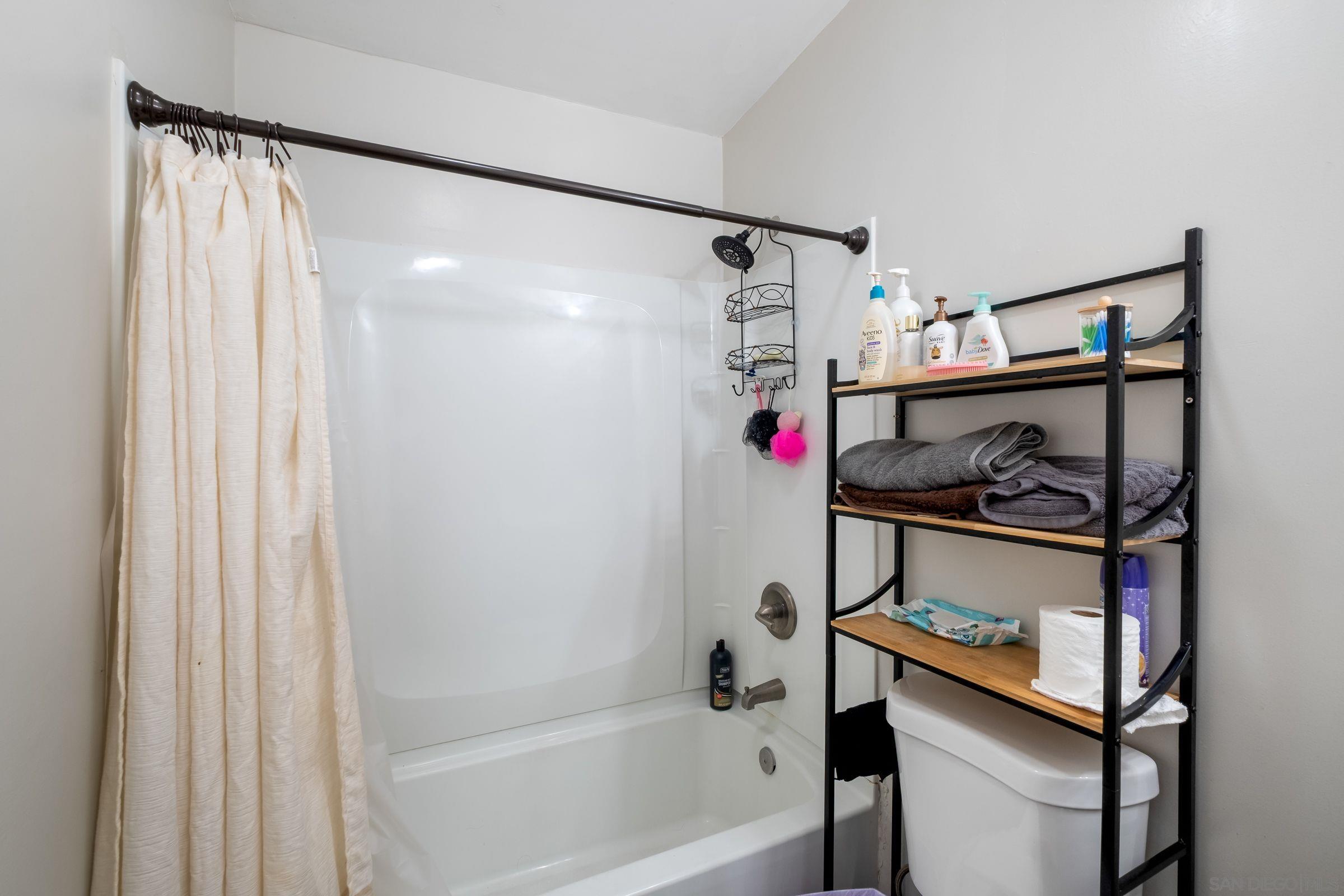 Detail Gallery Image 11 of 33 For 931-935  13'th St, Imperial Beach,  CA 91932 - – Beds | – Baths