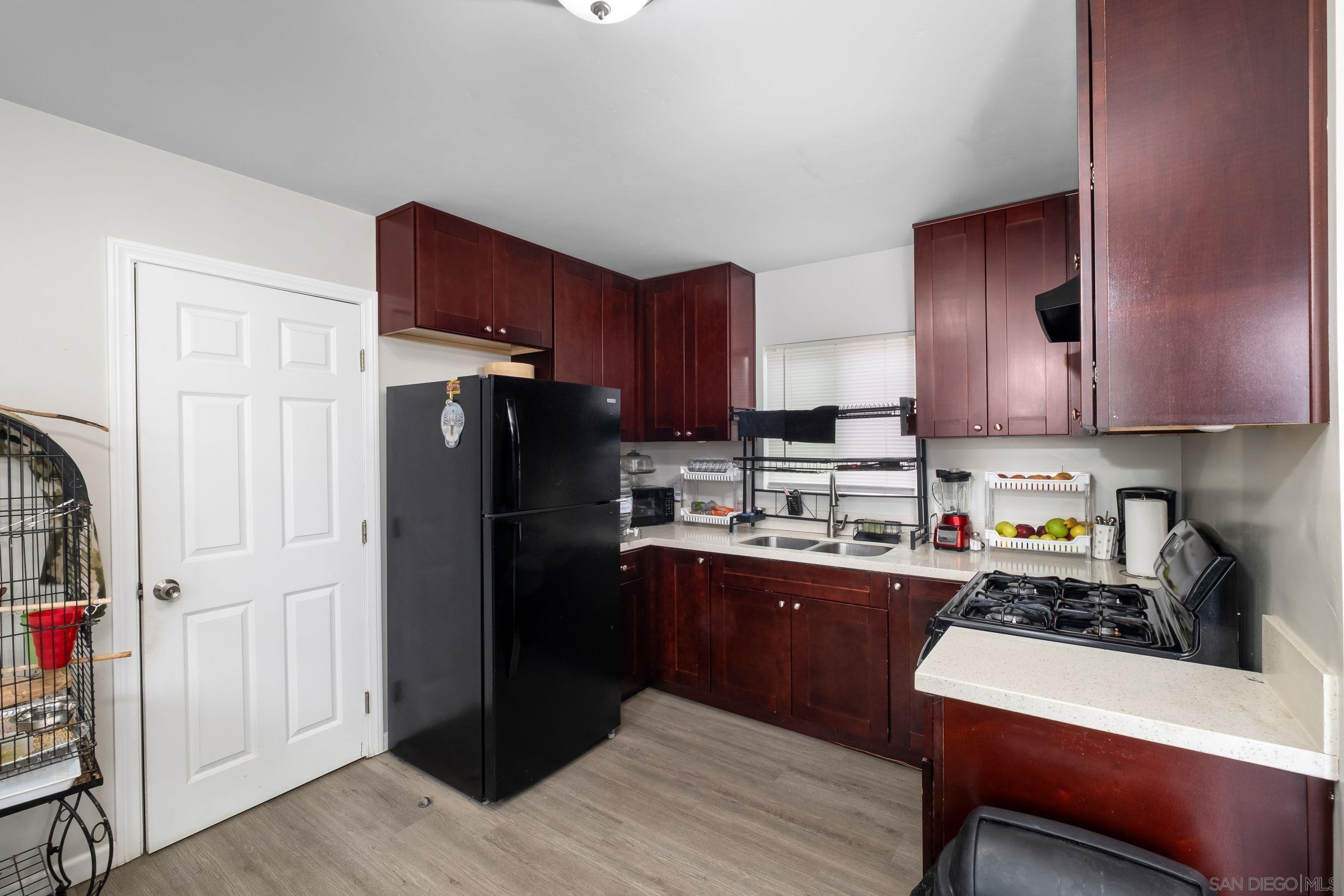 Detail Gallery Image 9 of 33 For 931-935  13'th St, Imperial Beach,  CA 91932 - – Beds | – Baths