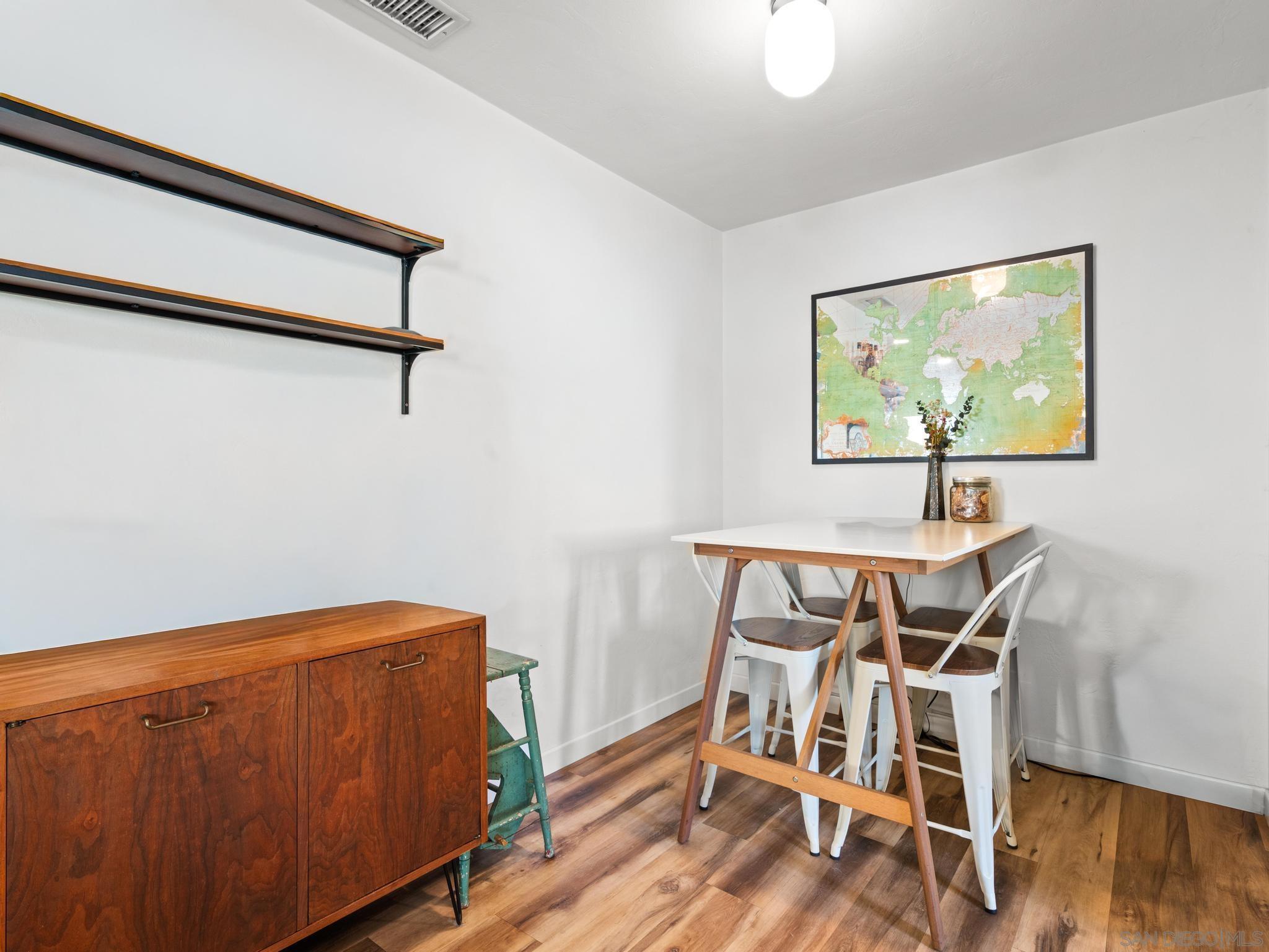 Detail Gallery Image 12 of 51 For 2403  Shamrock, San Diego,  CA 92105 - 2 Beds | 1 Baths