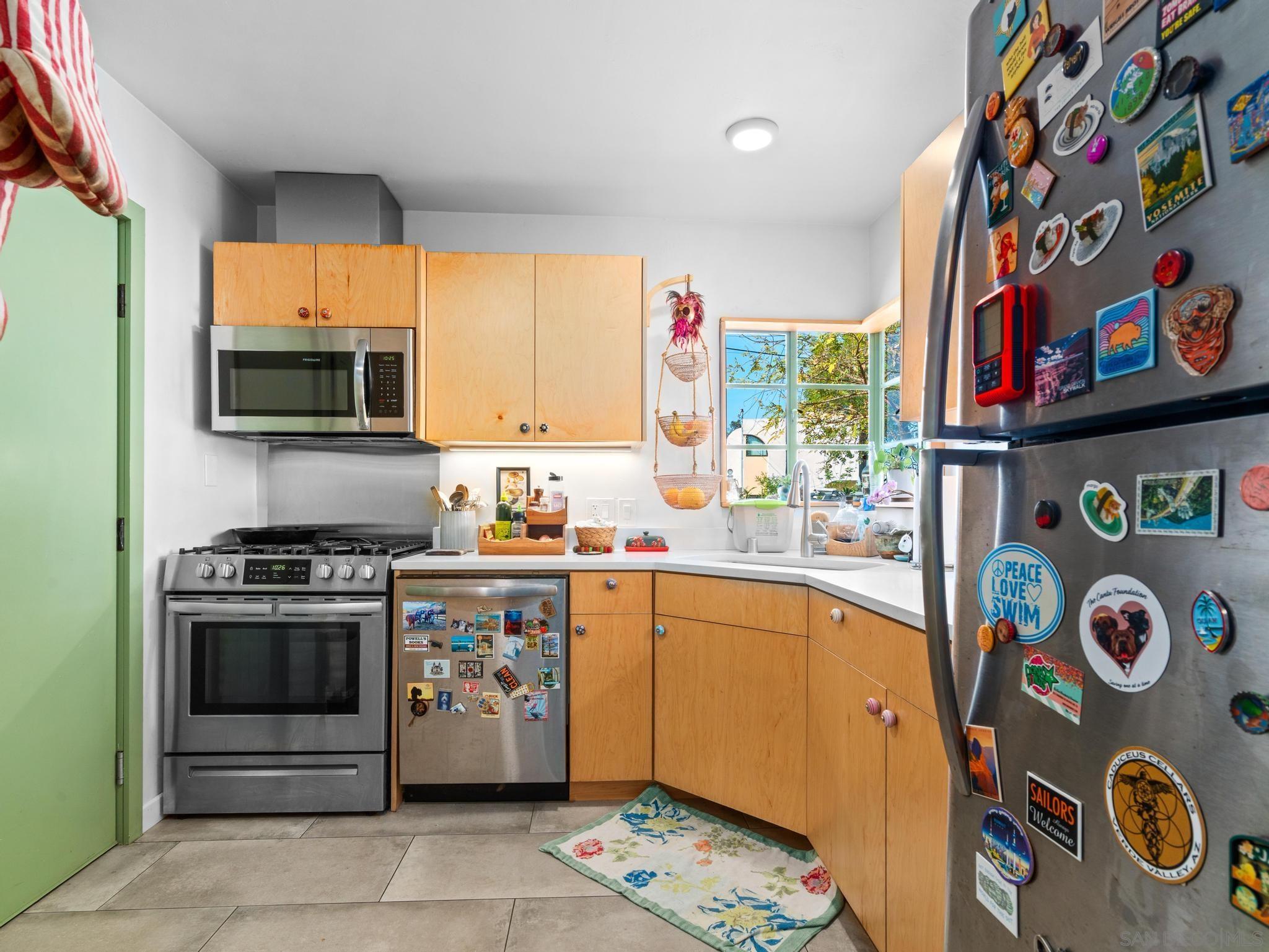 Detail Gallery Image 13 of 51 For 2403  Shamrock, San Diego,  CA 92105 - 2 Beds | 1 Baths