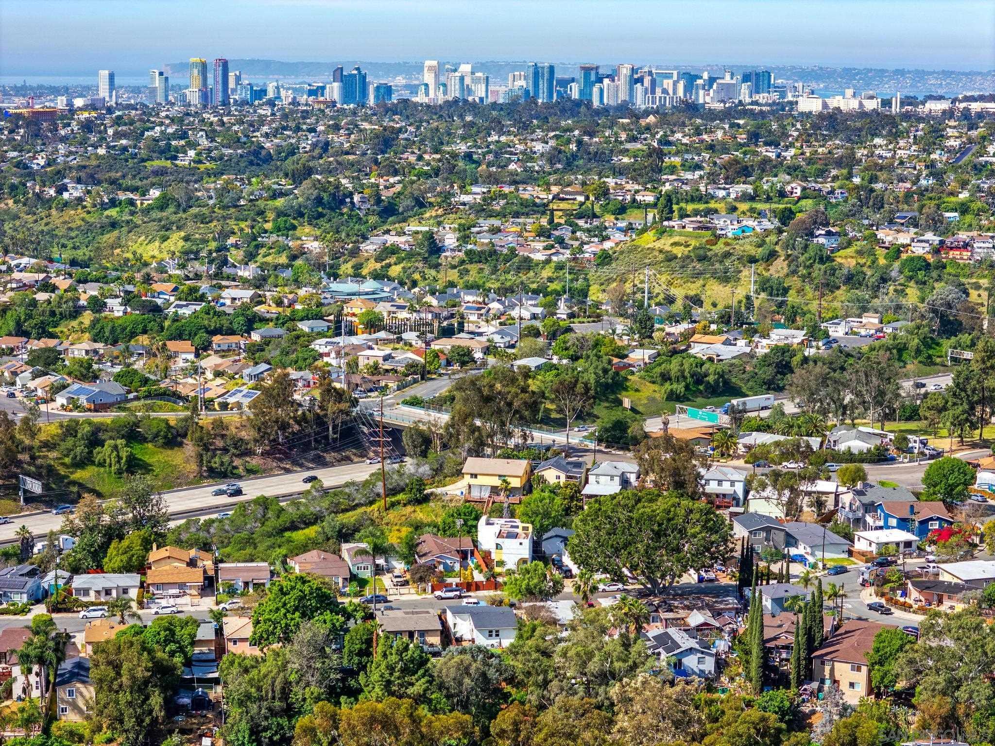 Detail Gallery Image 36 of 51 For 2403  Shamrock, San Diego,  CA 92105 - 2 Beds | 1 Baths