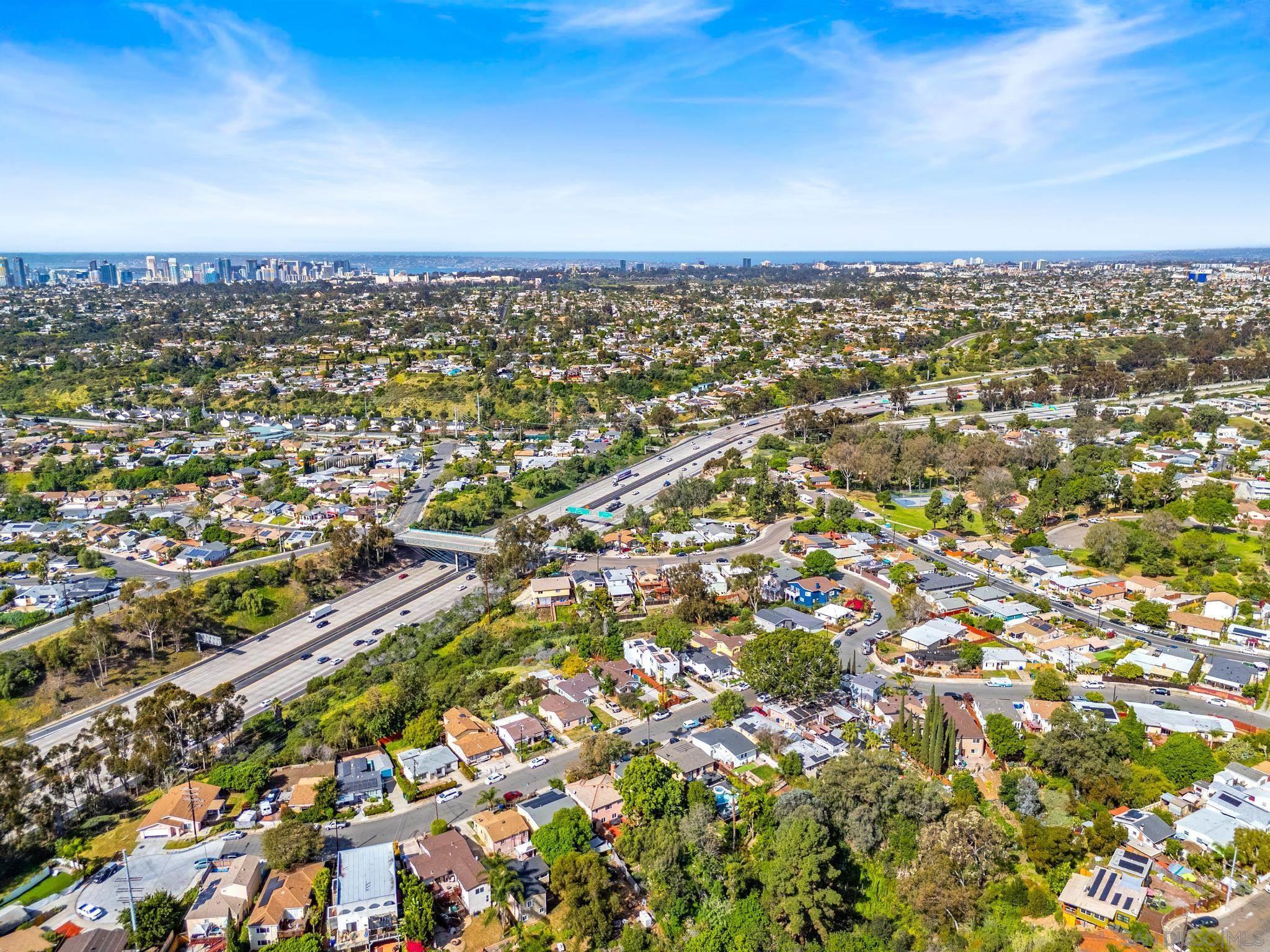 Detail Gallery Image 39 of 51 For 2403  Shamrock, San Diego,  CA 92105 - 2 Beds | 1 Baths