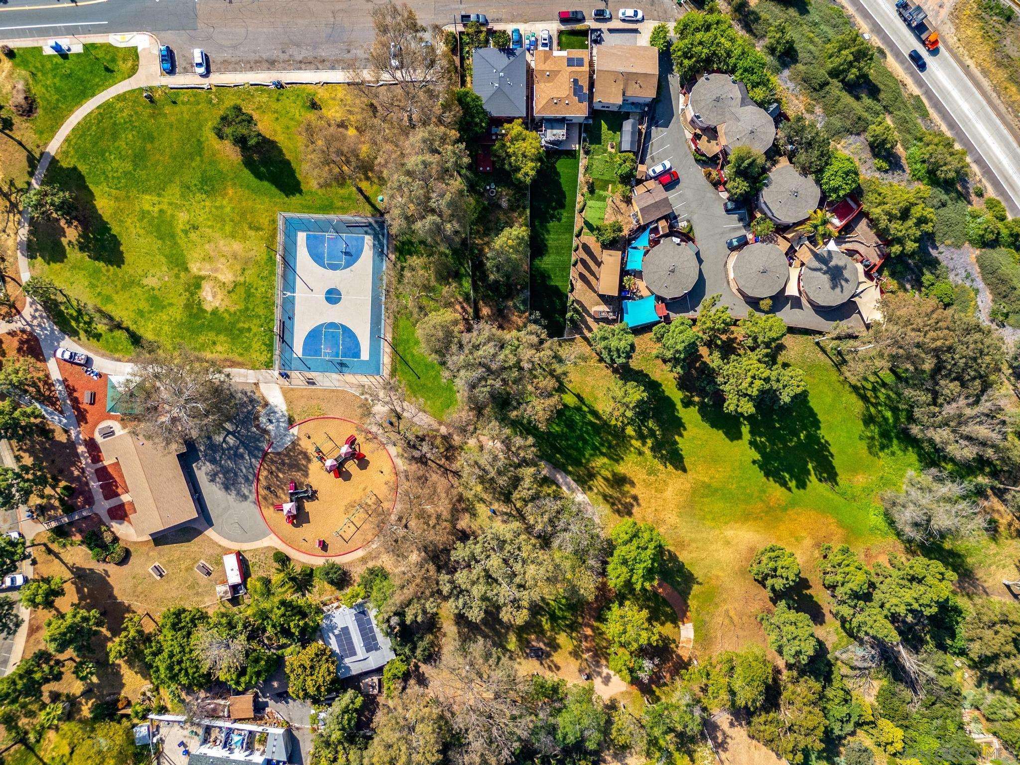 Detail Gallery Image 42 of 51 For 2403  Shamrock, San Diego,  CA 92105 - 2 Beds | 1 Baths