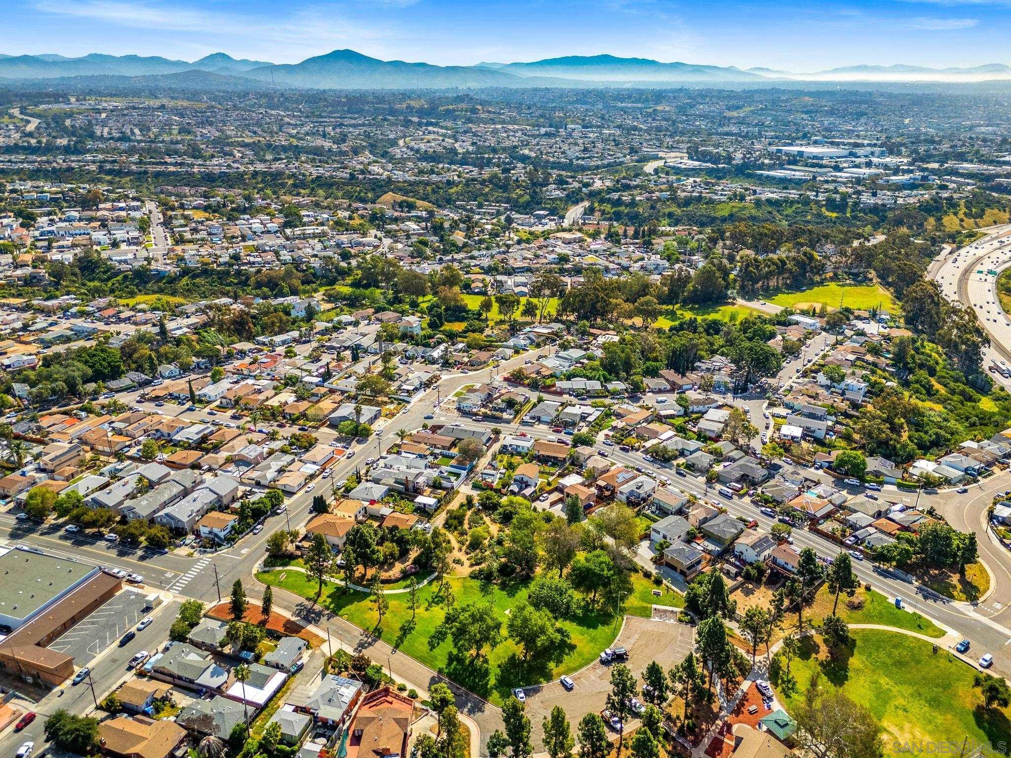 Detail Gallery Image 43 of 51 For 2403  Shamrock, San Diego,  CA 92105 - 2 Beds | 1 Baths