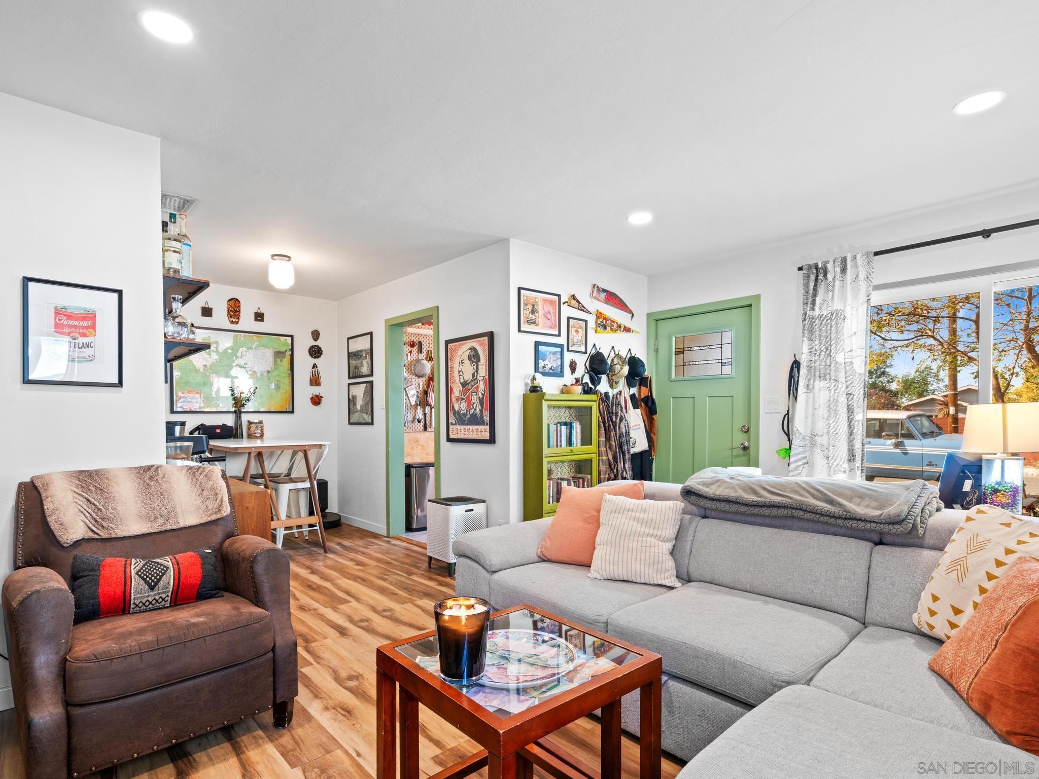 Detail Gallery Image 9 of 51 For 2403  Shamrock, San Diego,  CA 92105 - 2 Beds | 1 Baths