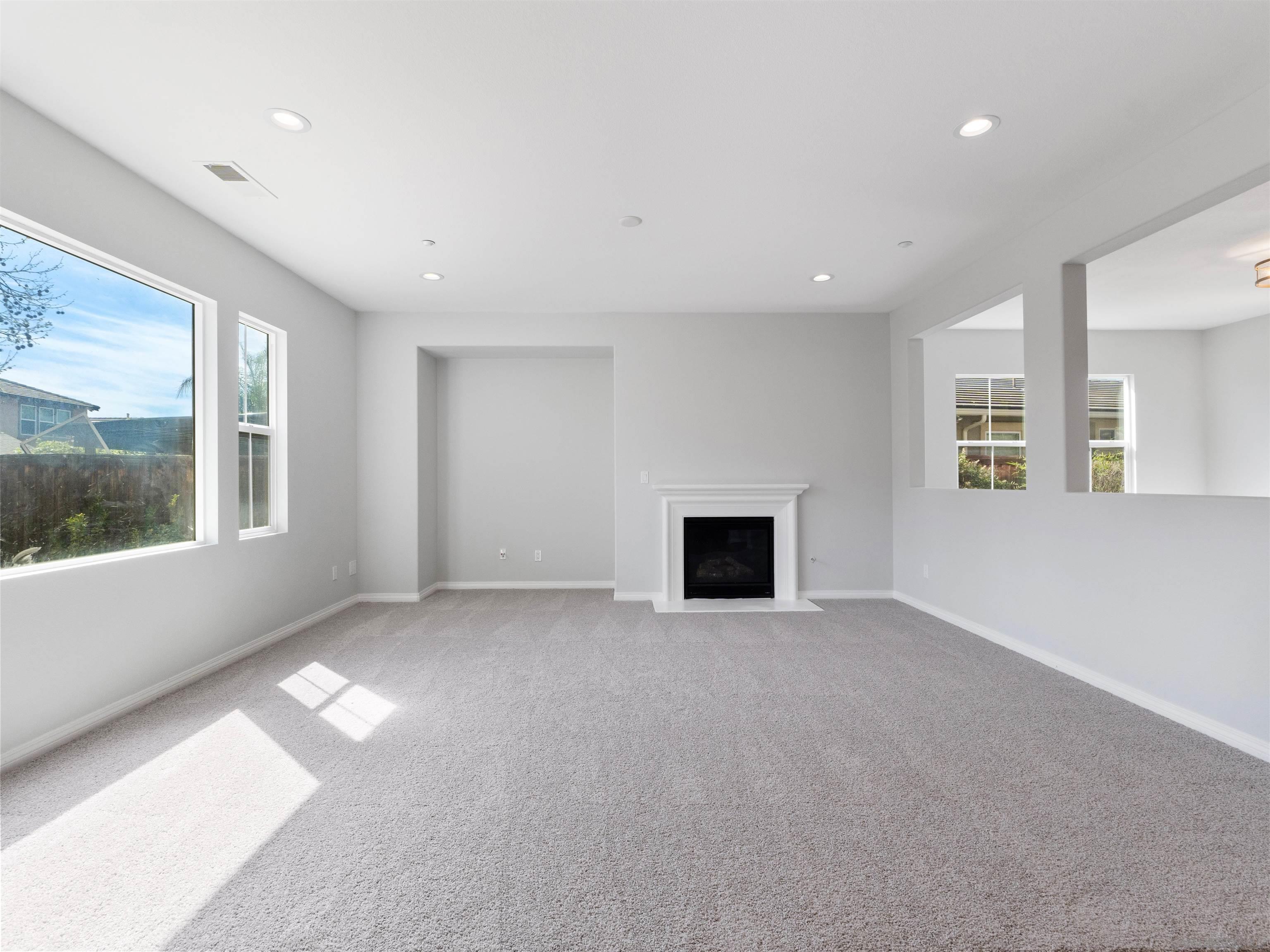 Detail Gallery Image 14 of 49 For 3013  Wohlford Dr, Escondido,  CA 92027 - 4 Beds | 3 Baths