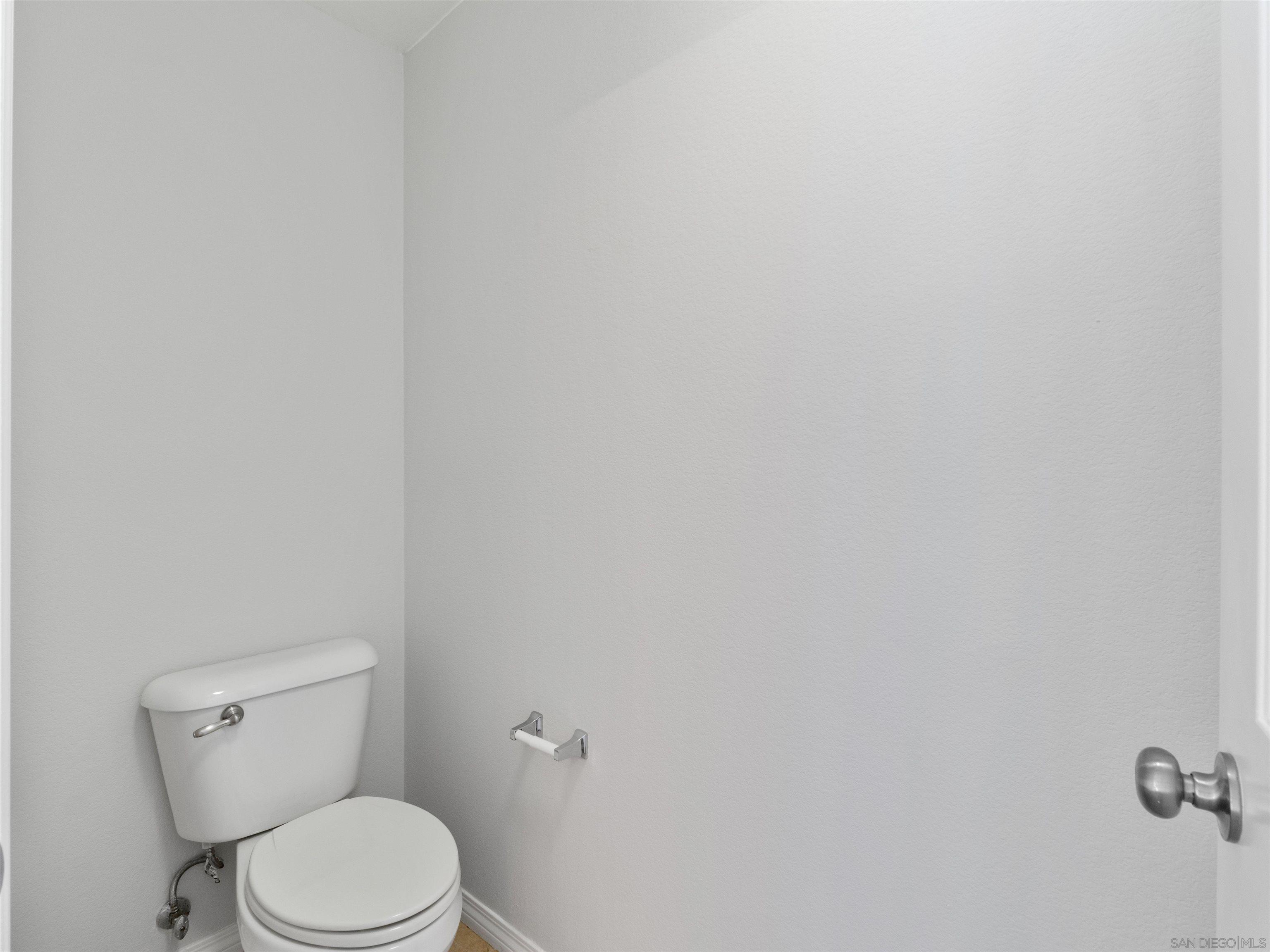 Detail Gallery Image 29 of 49 For 3013  Wohlford Dr, Escondido,  CA 92027 - 4 Beds | 3 Baths