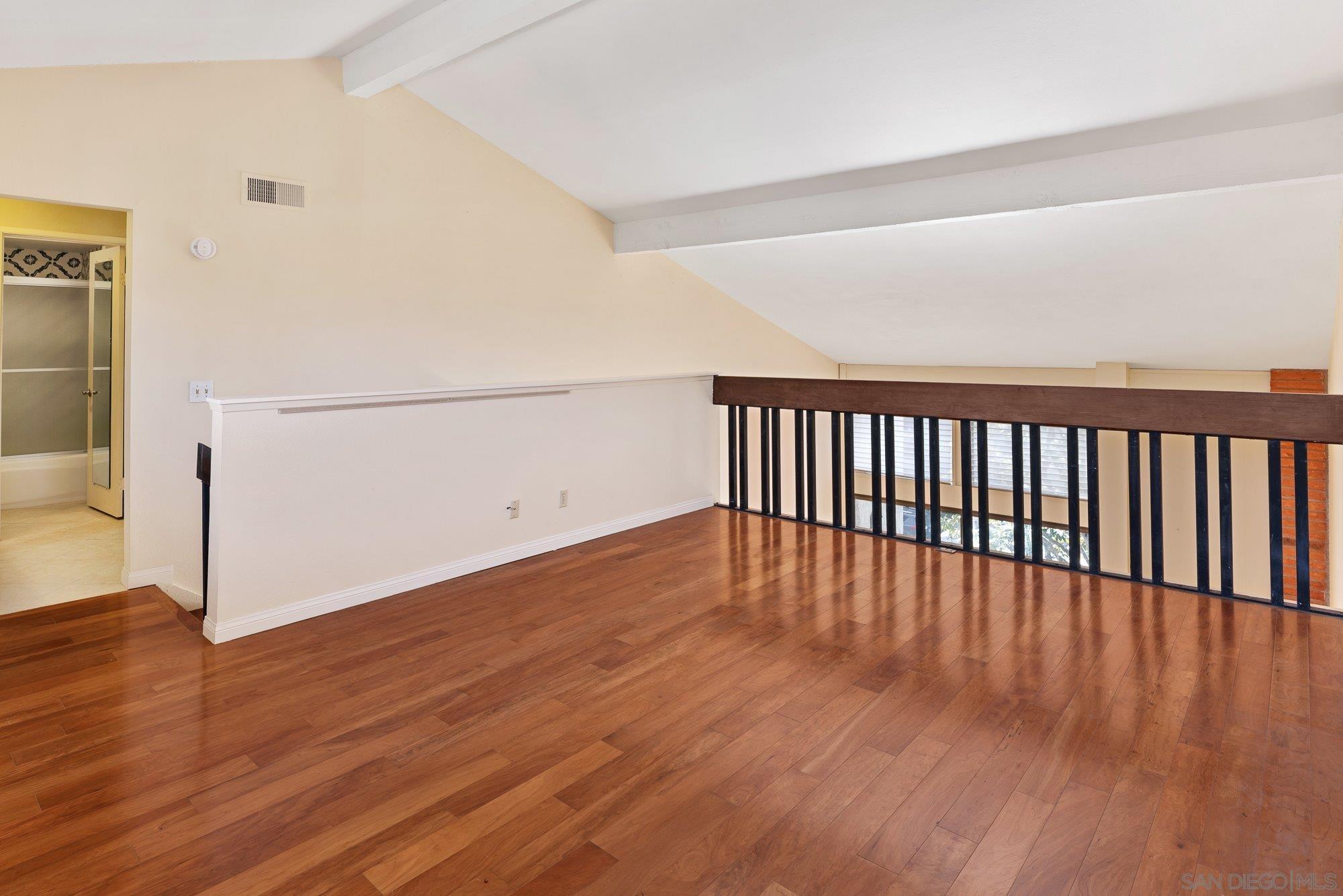 Detail Gallery Image 21 of 42 For 2506  Navarra Drive  #623,  Carlsbad,  CA 92009 - 2 Beds | 2/1 Baths