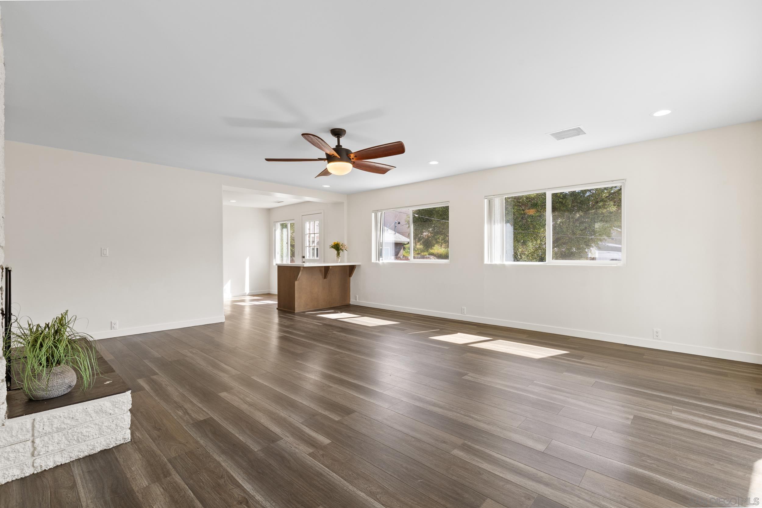 Detail Gallery Image 6 of 29 For 619  Snowden Place, El Cajon,  CA 92019 - 3 Beds | 1 Baths