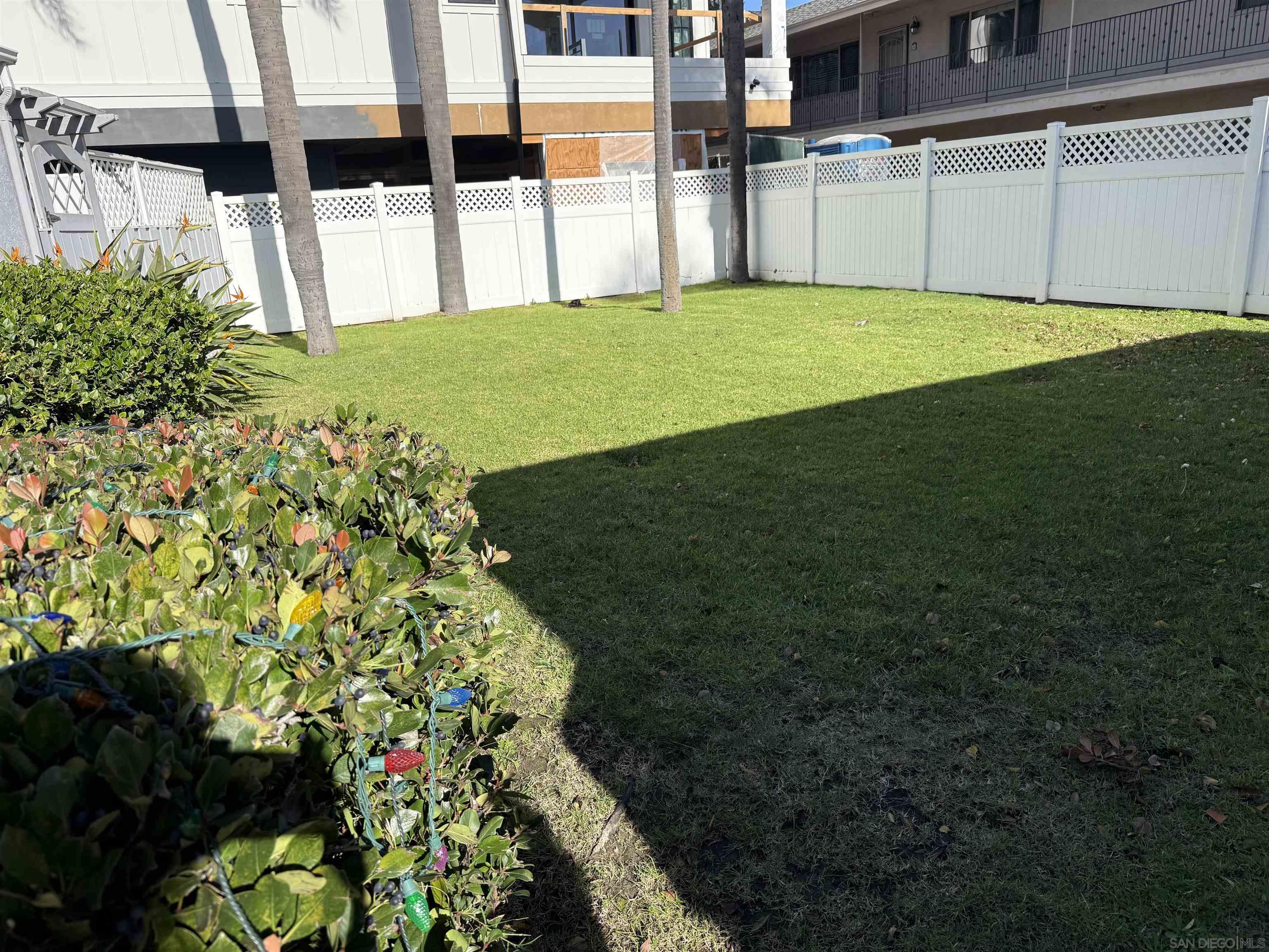 Detail Gallery Image 16 of 21 For 1074  Isabella Avenue, Coronado,  CA 92118 - 3 Beds | 2/1 Baths