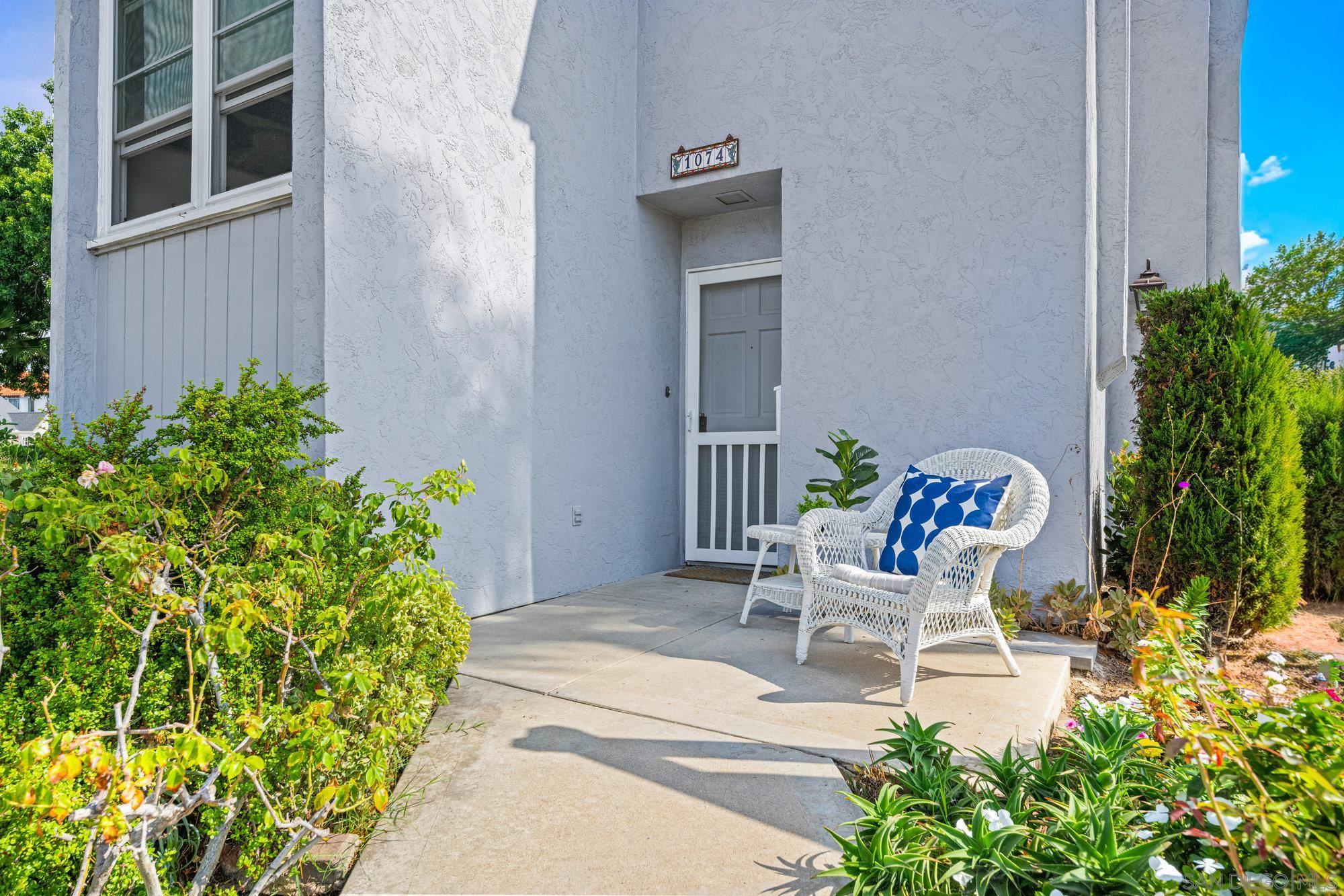 Detail Gallery Image 17 of 21 For 1074  Isabella Avenue, Coronado,  CA 92118 - 3 Beds | 2/1 Baths