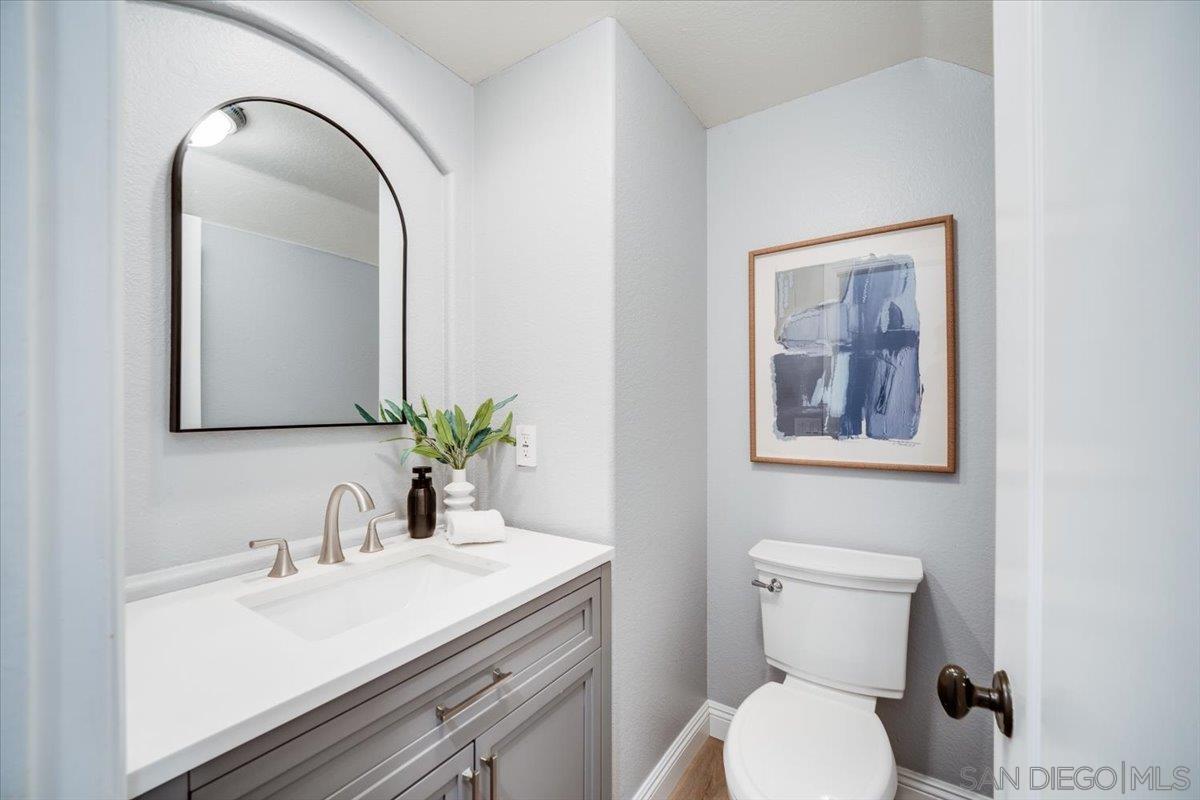 Detail Gallery Image 19 of 48 For 3272  Avenida La Cima, Carlsbad,  CA 92009 - 4 Beds | 3/1 Baths