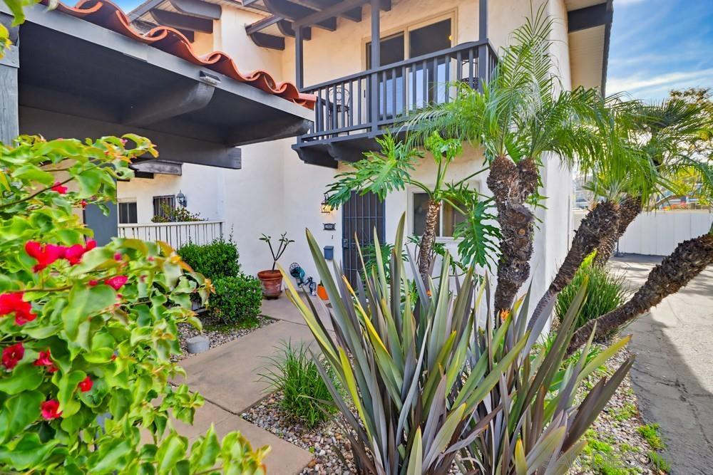 Detail Gallery Image 2 of 37 For 4202  Loma Riviera Ln, San Diego,  CA 92110 - 2 Beds | 1/1 Baths