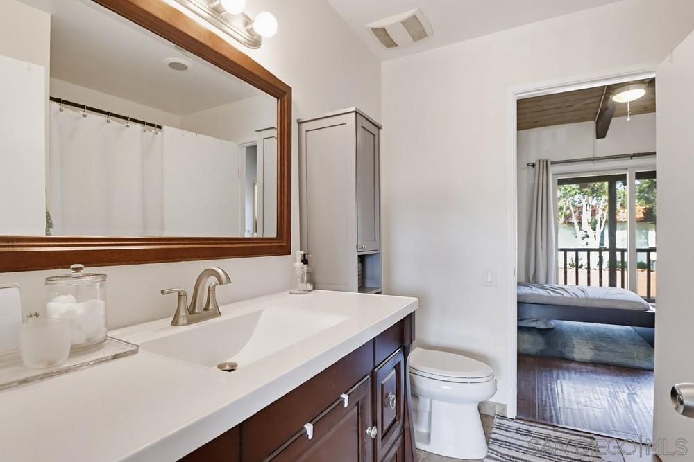 Detail Gallery Image 20 of 37 For 4202  Loma Riviera Ln, San Diego,  CA 92110 - 2 Beds | 1/1 Baths