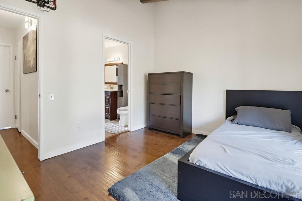 Detail Gallery Image 24 of 37 For 4202  Loma Riviera Ln, San Diego,  CA 92110 - 2 Beds | 1/1 Baths