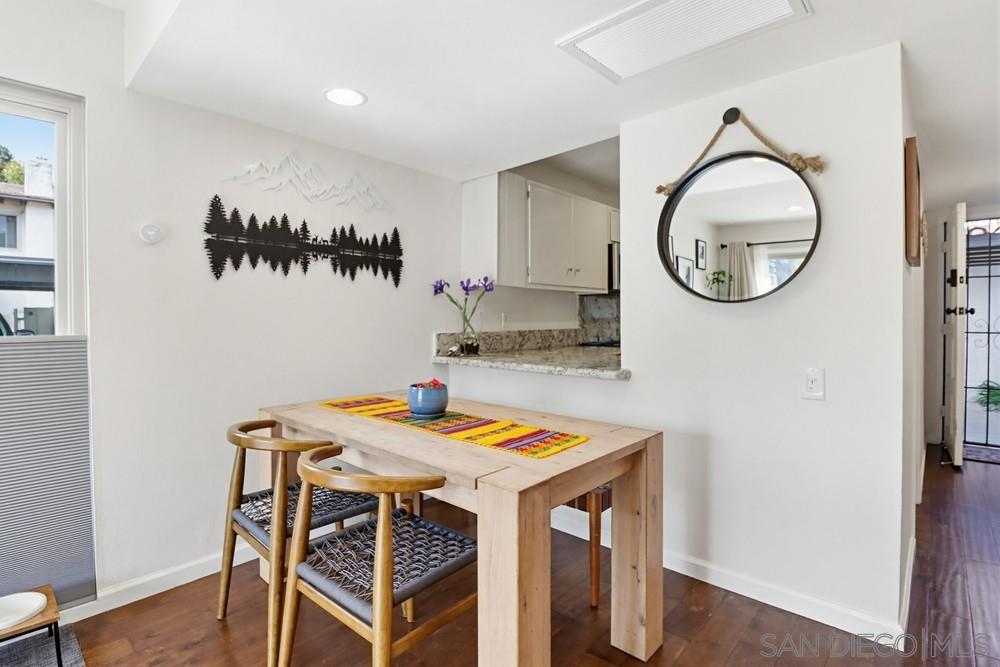 Detail Gallery Image 7 of 37 For 4202  Loma Riviera Ln, San Diego,  CA 92110 - 2 Beds | 1/1 Baths