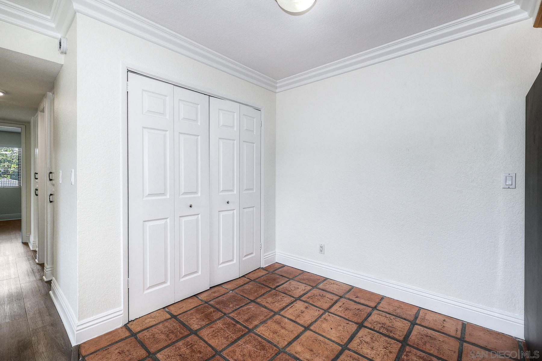 Detail Gallery Image 9 of 25 For 9948  San Juan St  #4,  Spring Valley,  CA 91977 - 2 Beds | 2 Baths