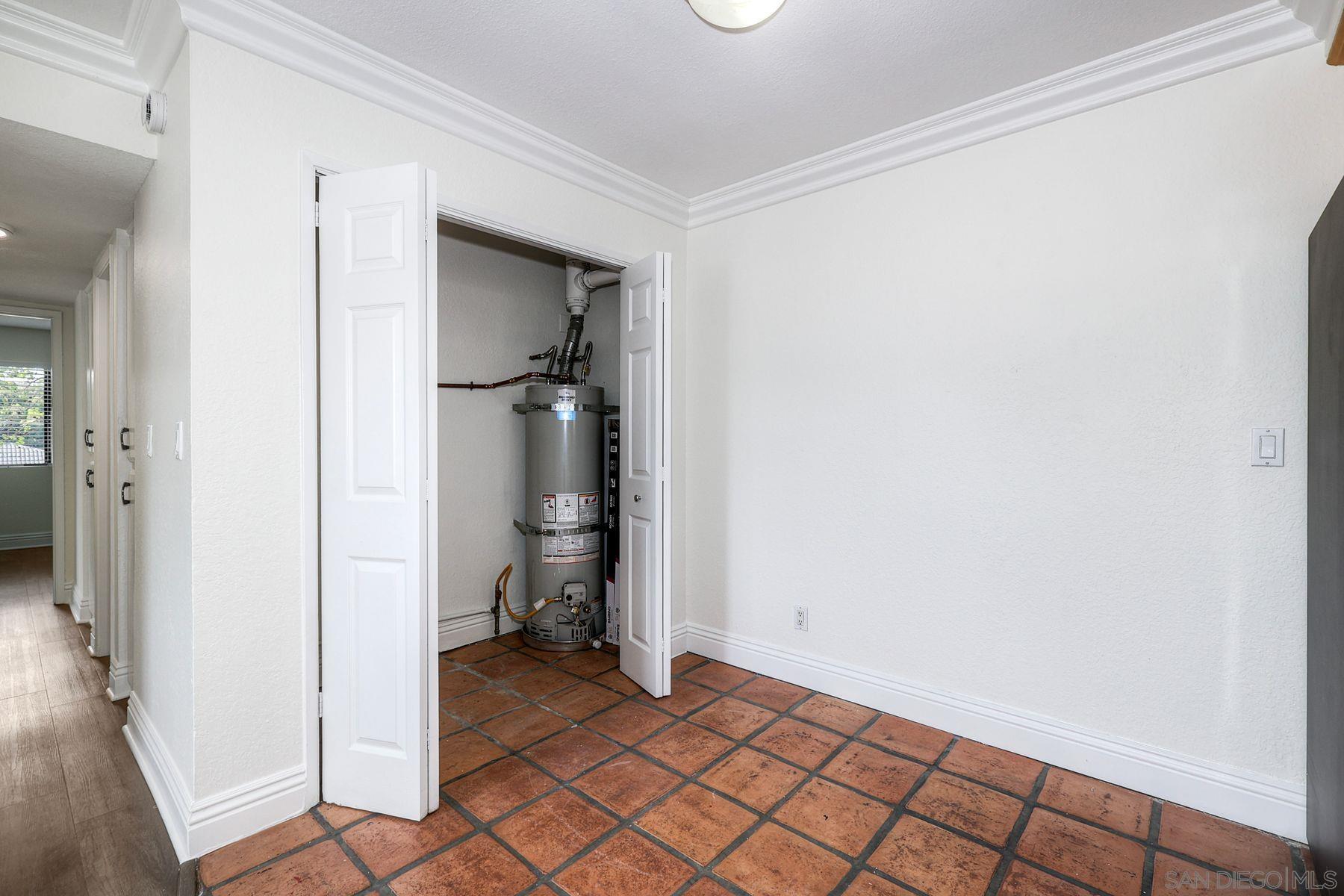 Detail Gallery Image 10 of 25 For 9948  San Juan St  #4,  Spring Valley,  CA 91977 - 2 Beds | 2 Baths