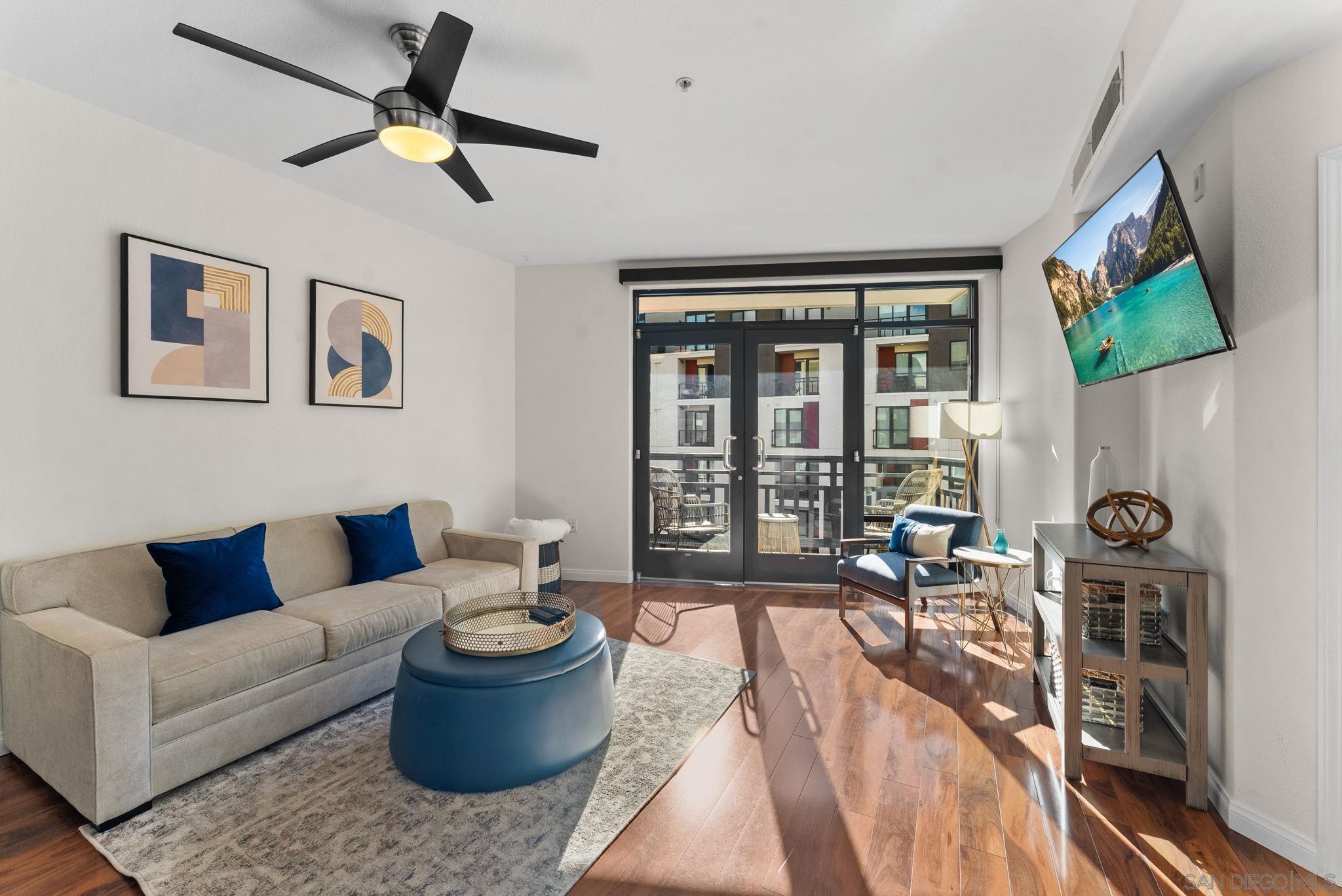 Detail Gallery Image 3 of 26 For 330  J St  #404,  San Diego,  CA 92101 - 1 Beds | 1 Baths