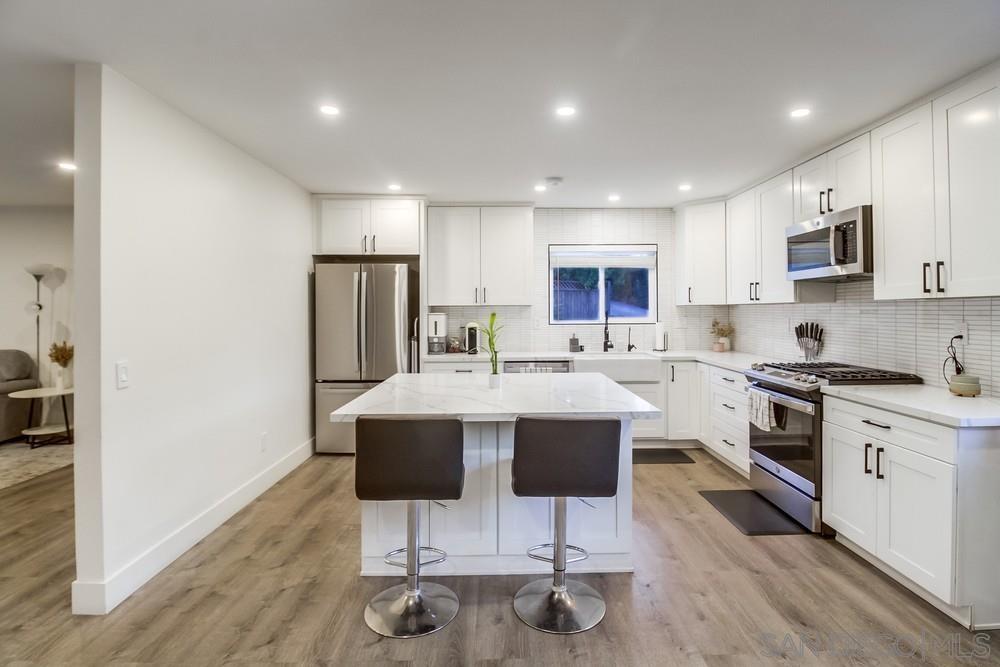 Front Image Thumbnail for SD260006303