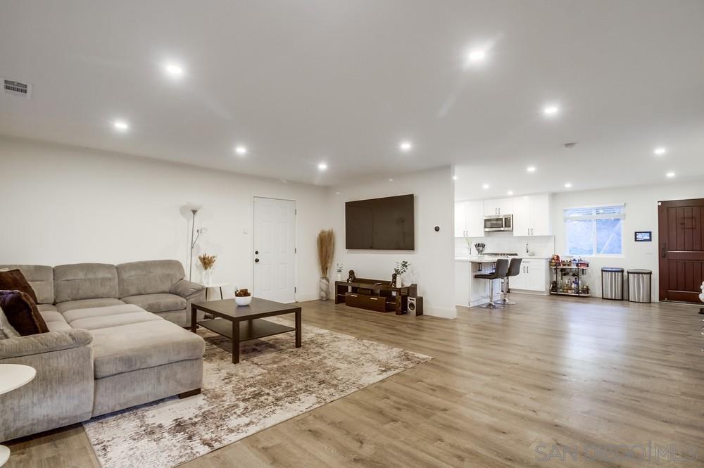 Detail Gallery Image 6 of 30 For 6964  Mount Vernon St, Lemon Grove,  CA 91945 - 4 Beds | 2 Baths